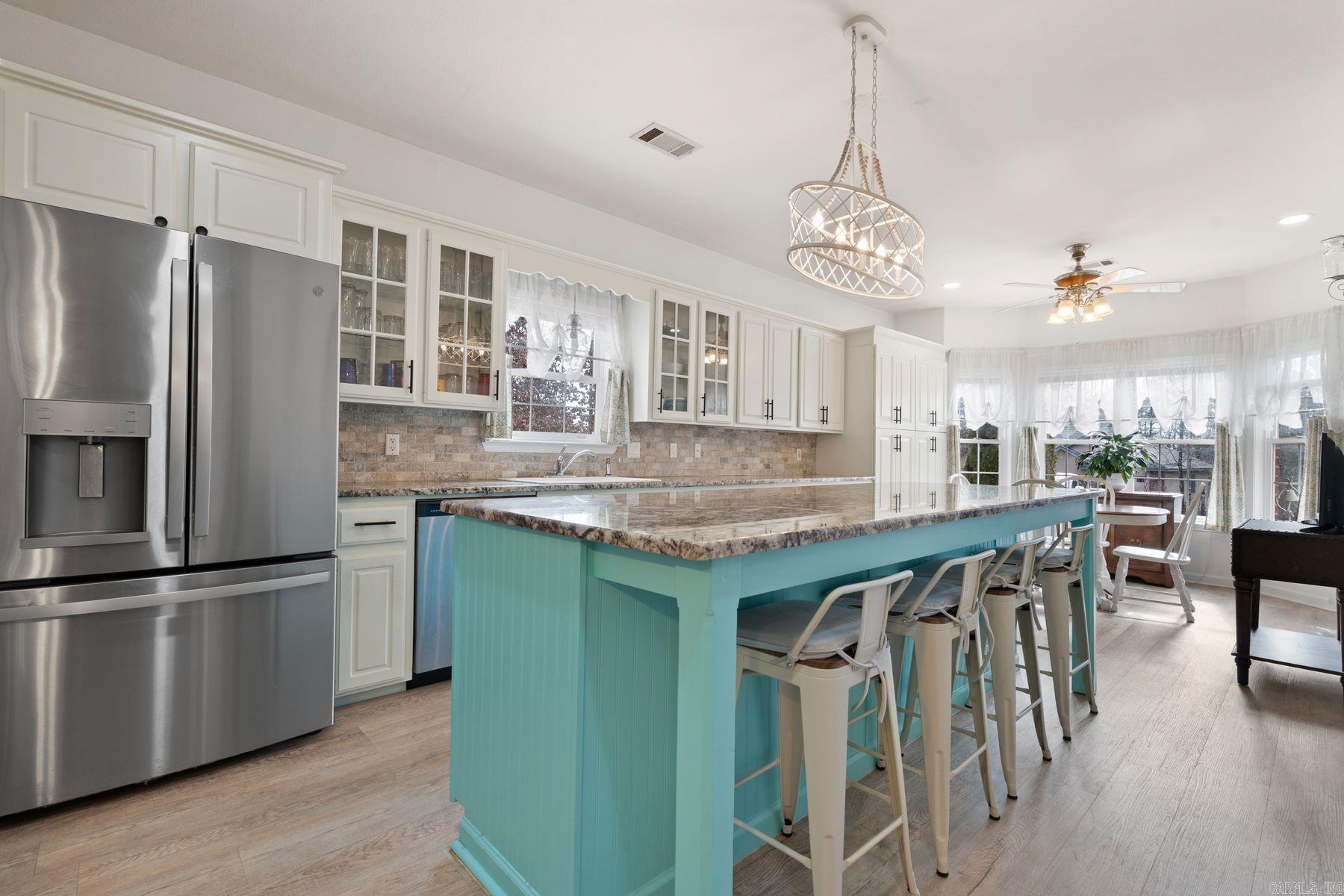 5 Bosque Place