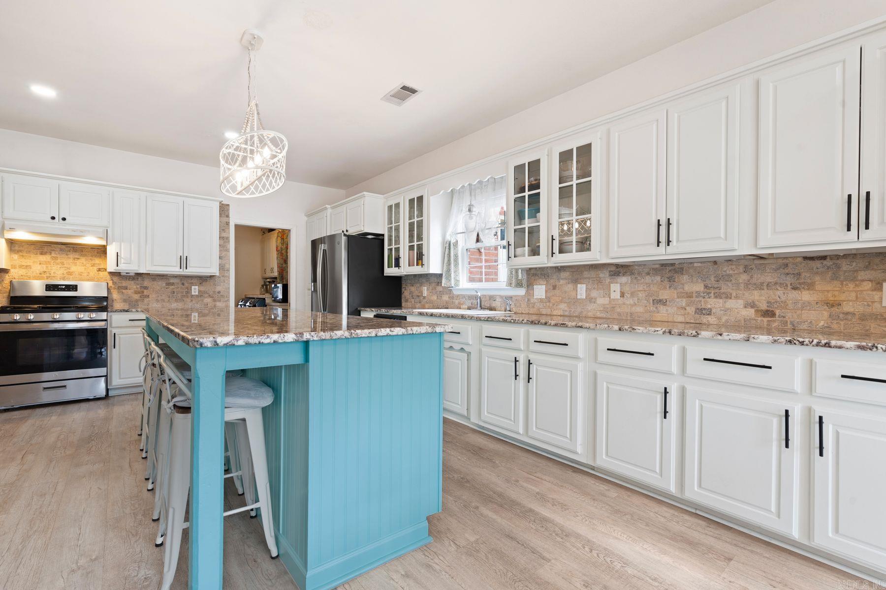 5 Bosque Place