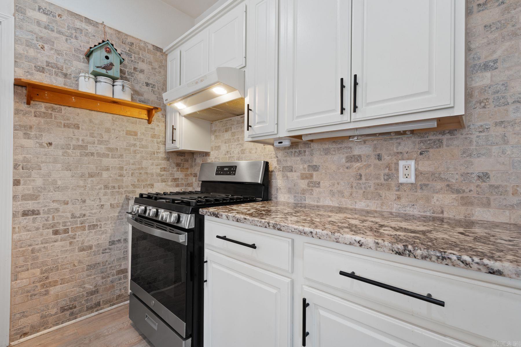 5 Bosque Place
