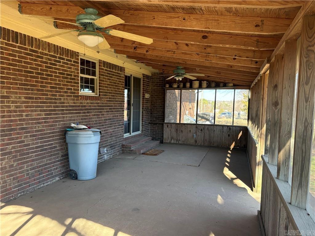 11894 Highway 359