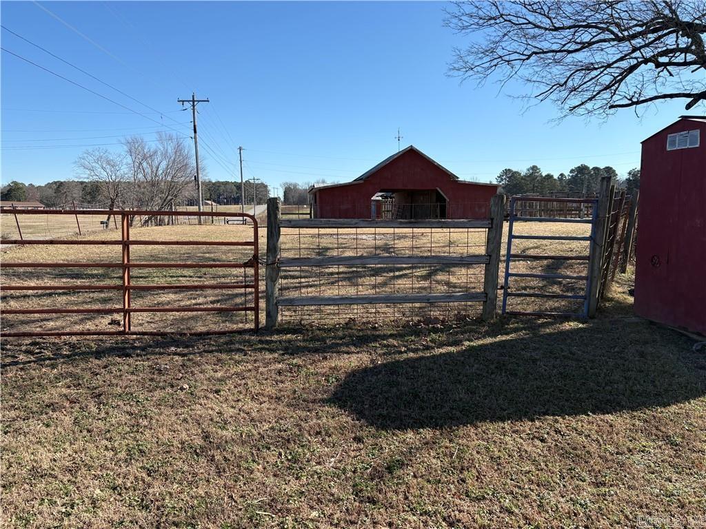 11894 Highway 359