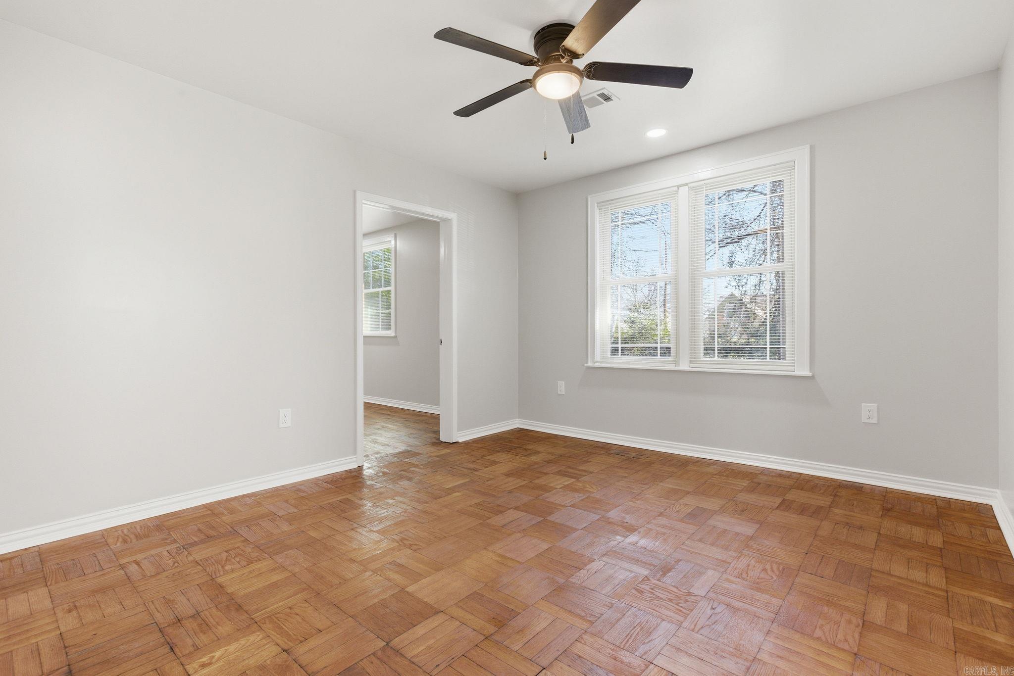 1703 W 19Th Street