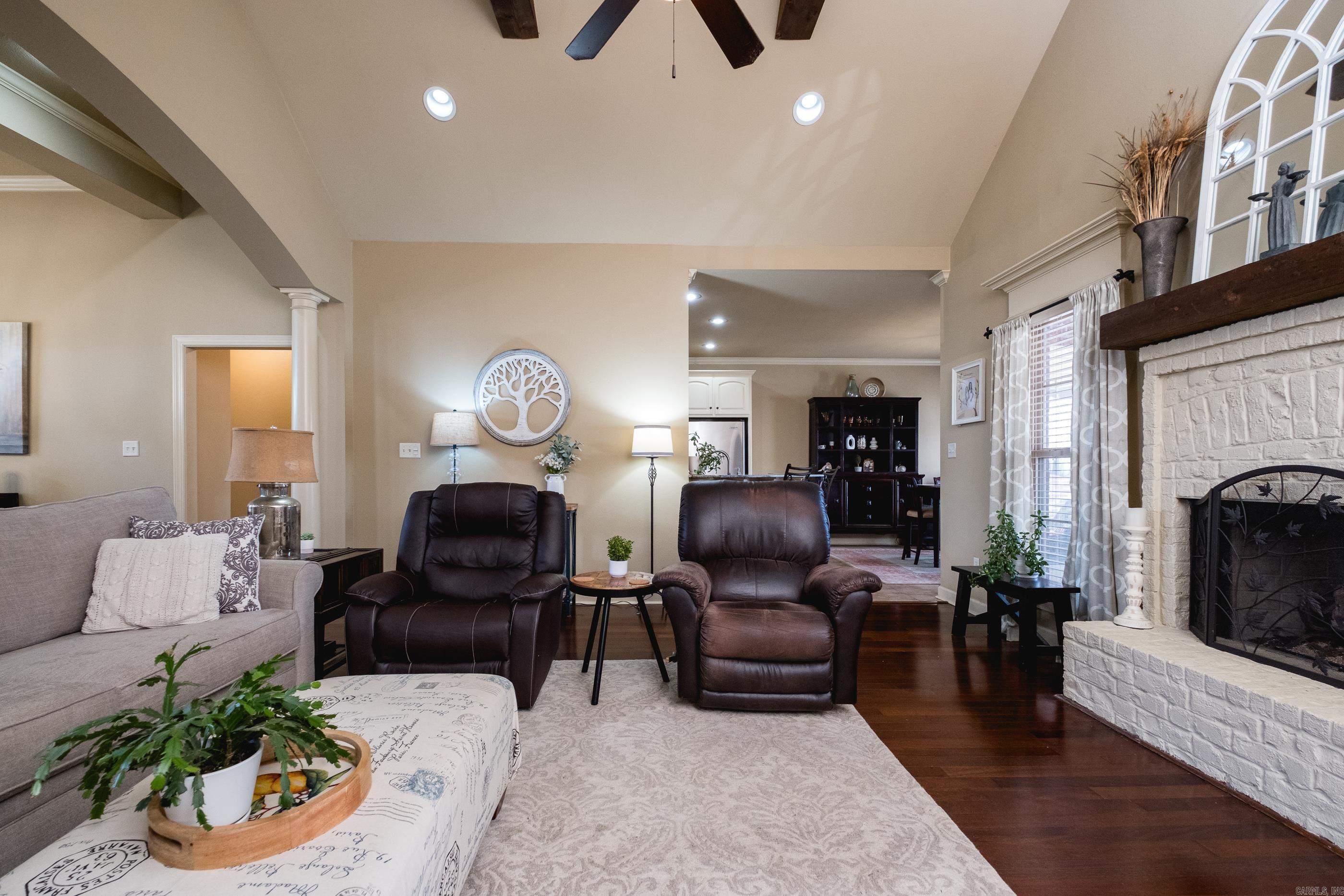 26 Epernay Circle