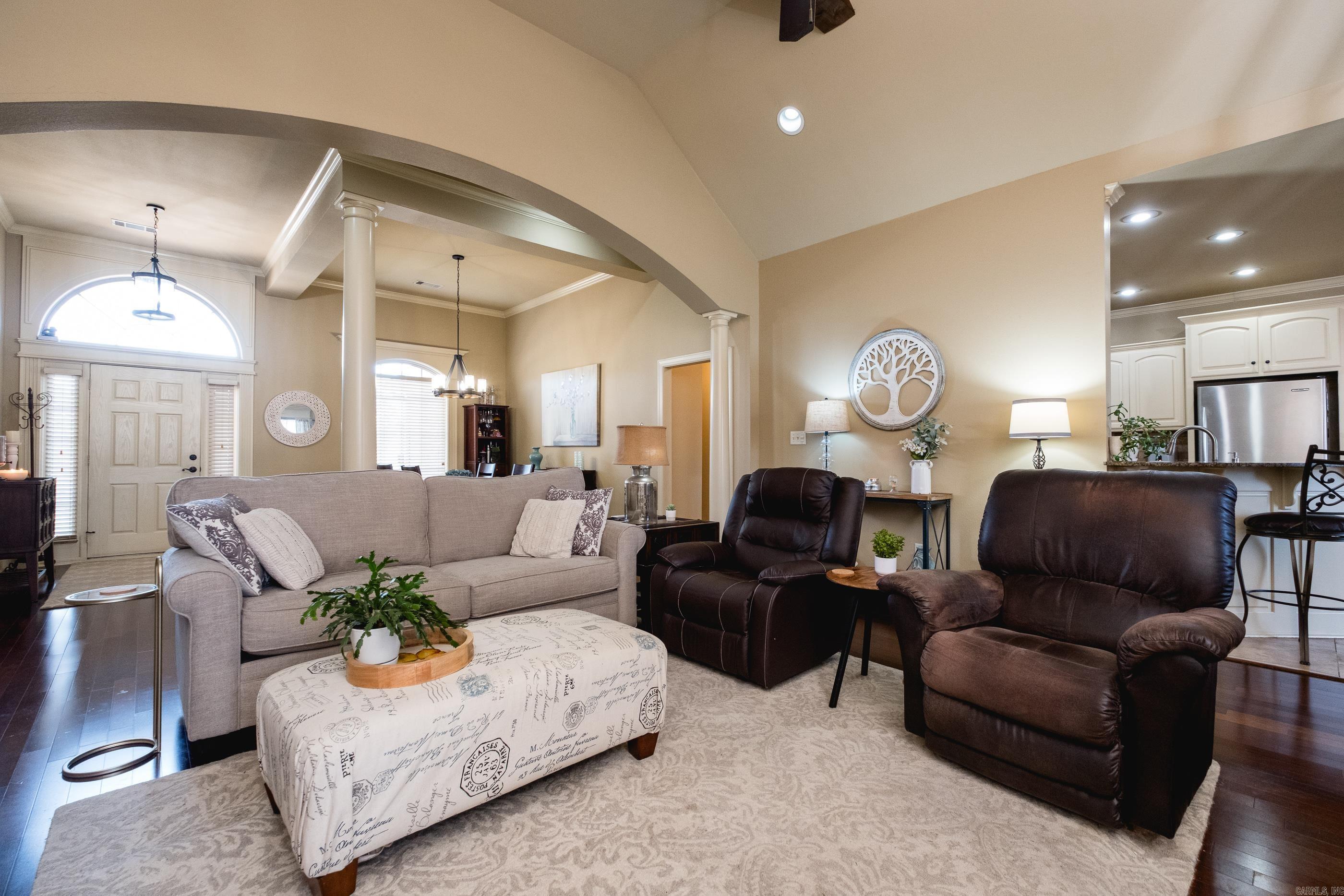 26 Epernay Circle