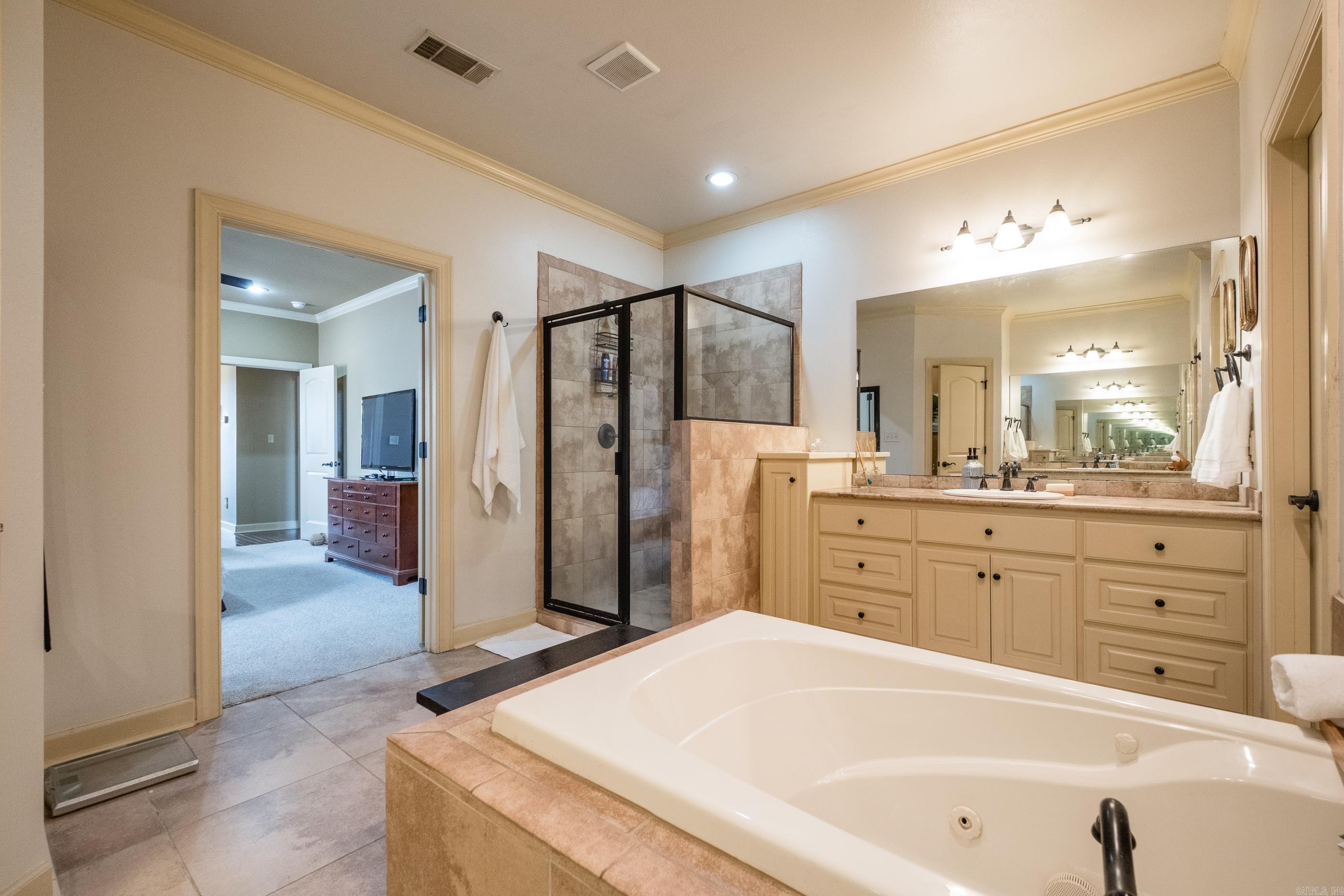 26 Epernay Circle