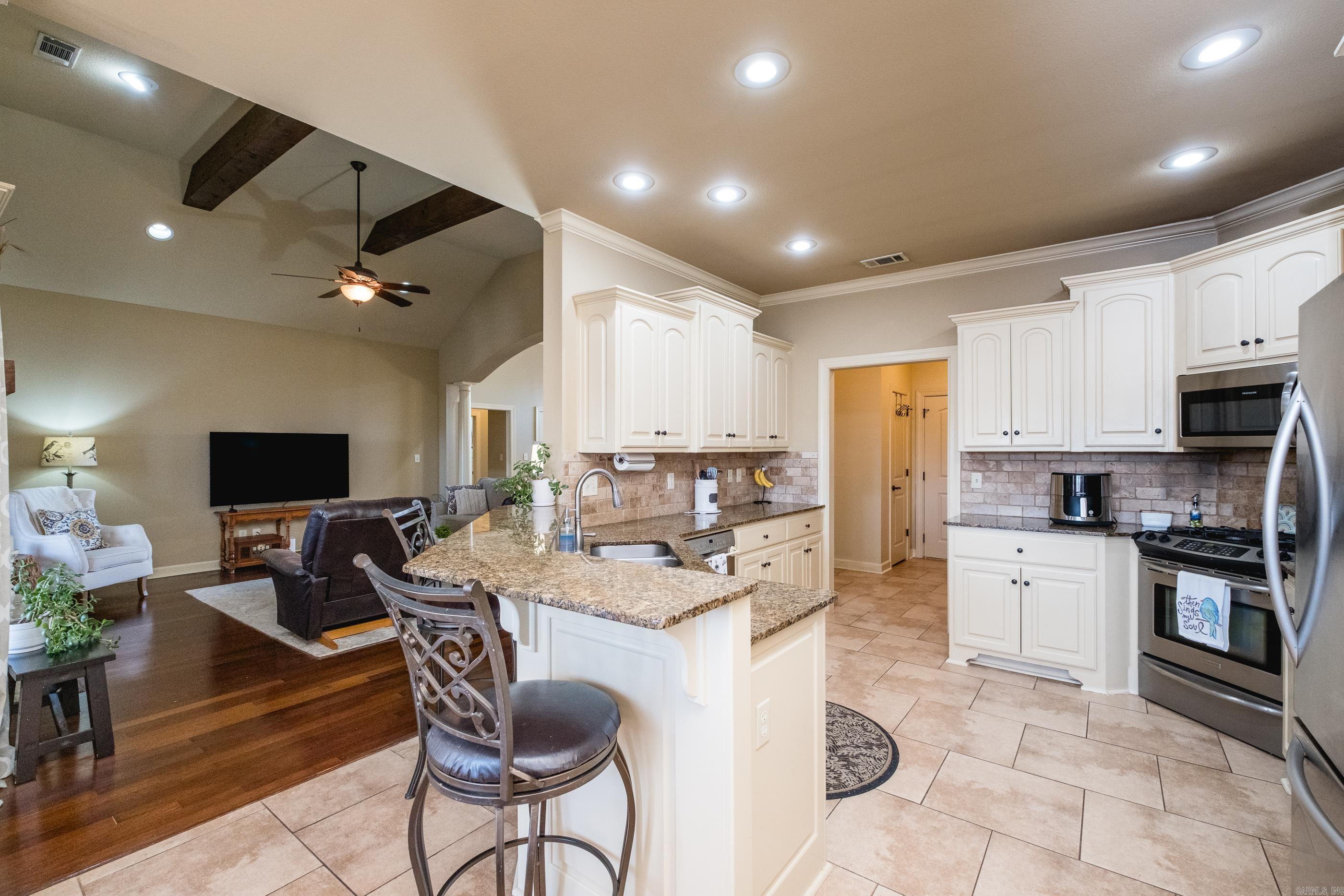 26 Epernay Circle