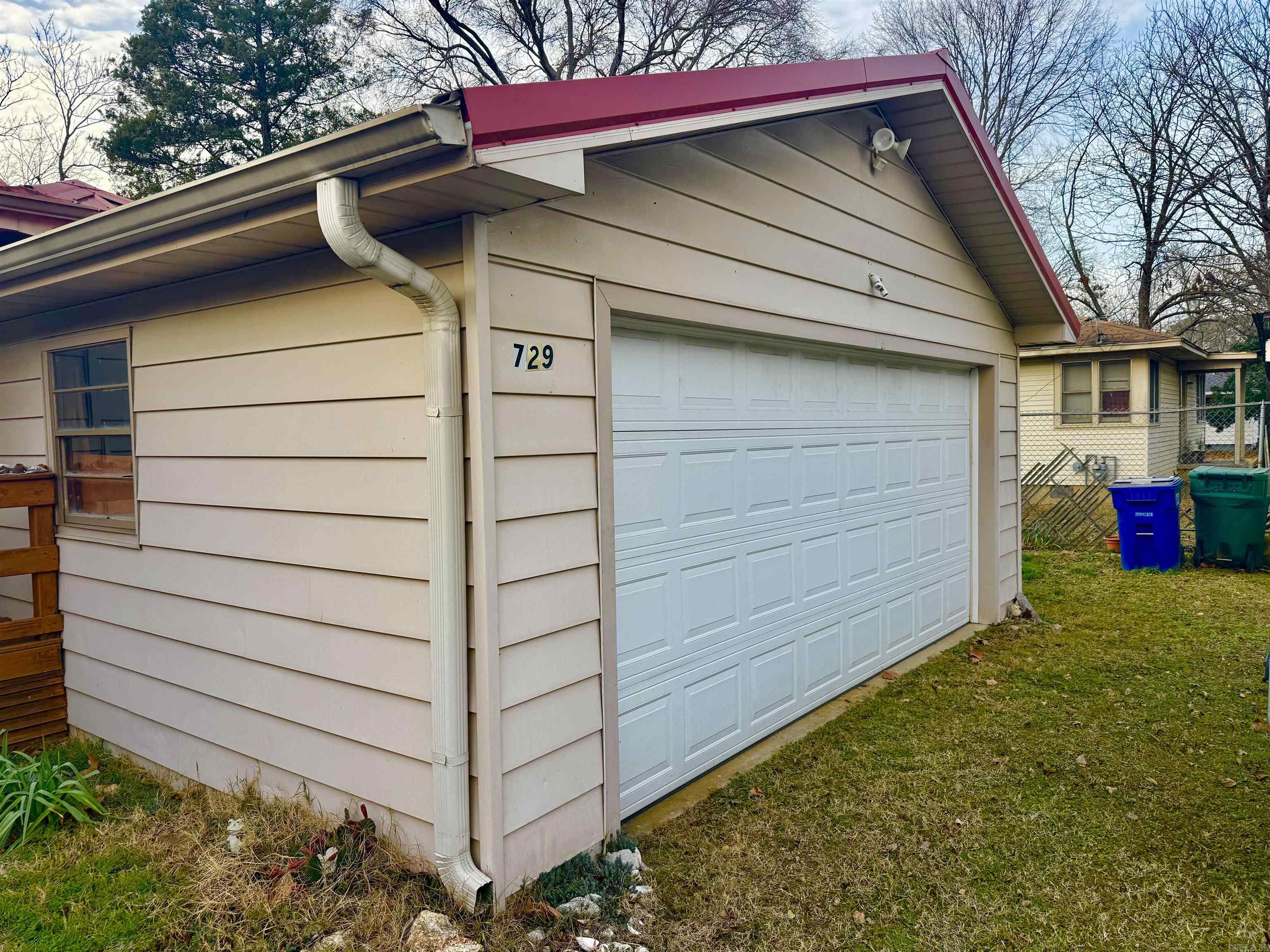 729 Fairview Street