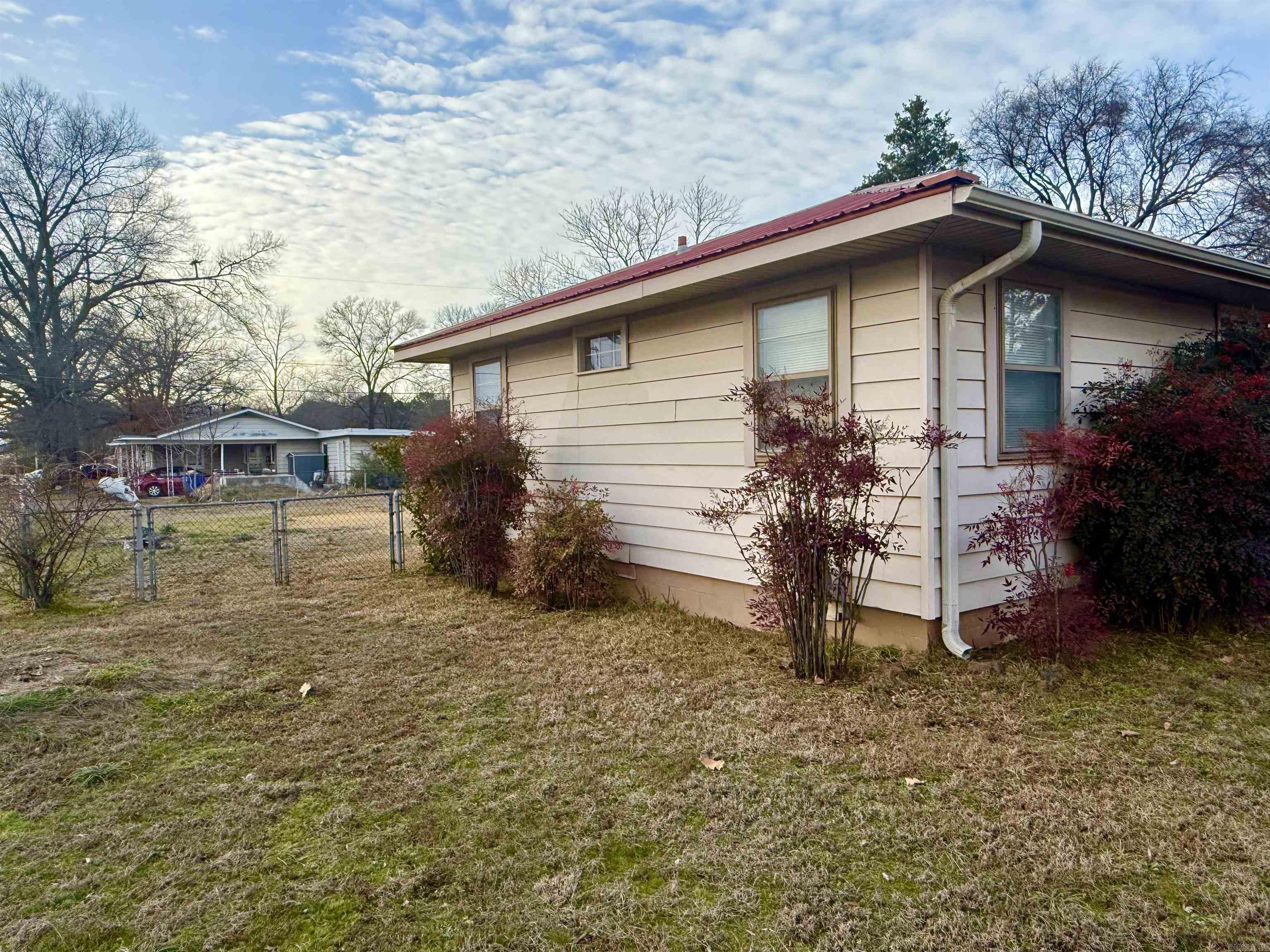 729 Fairview Street