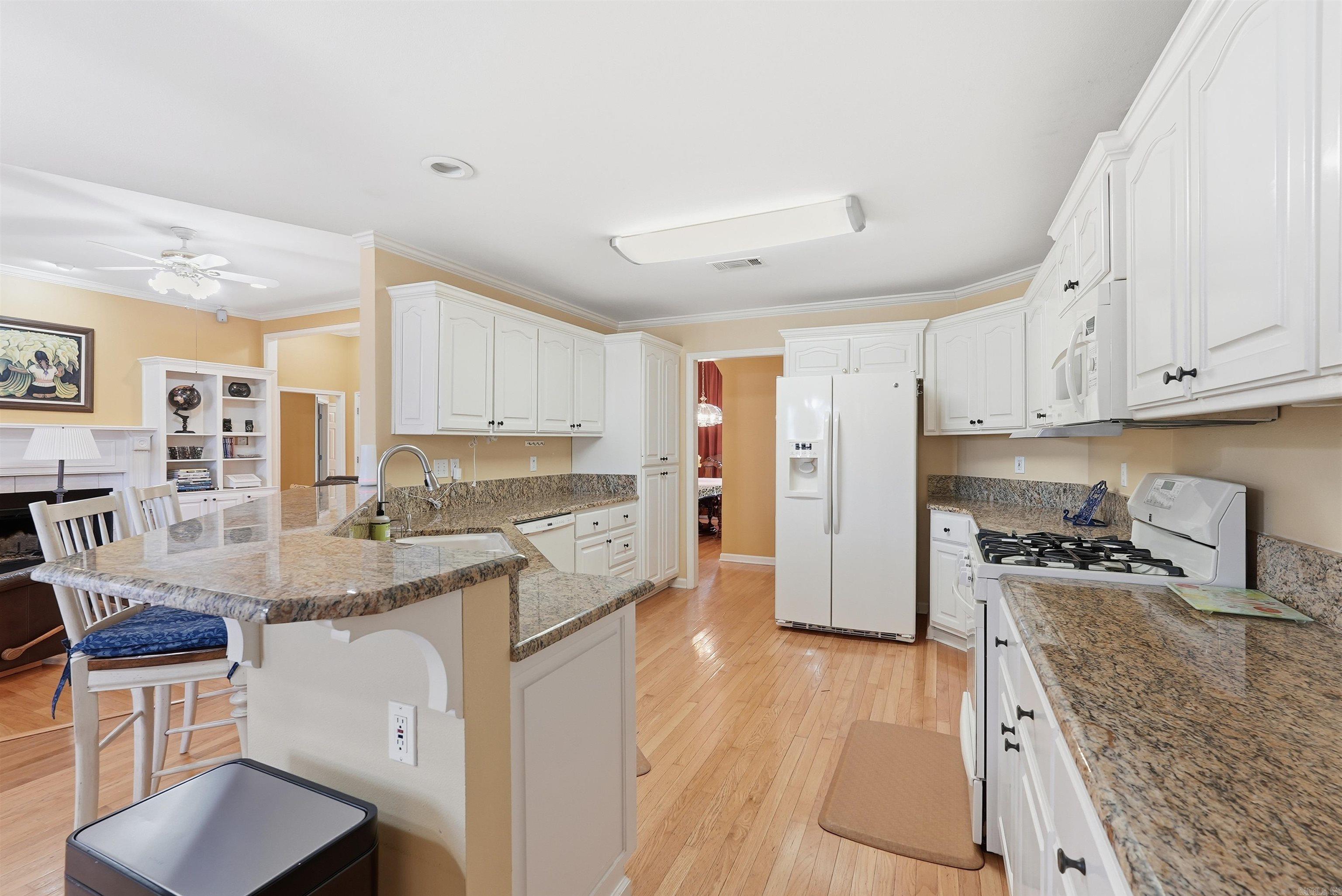 24 Eagle Nest Court