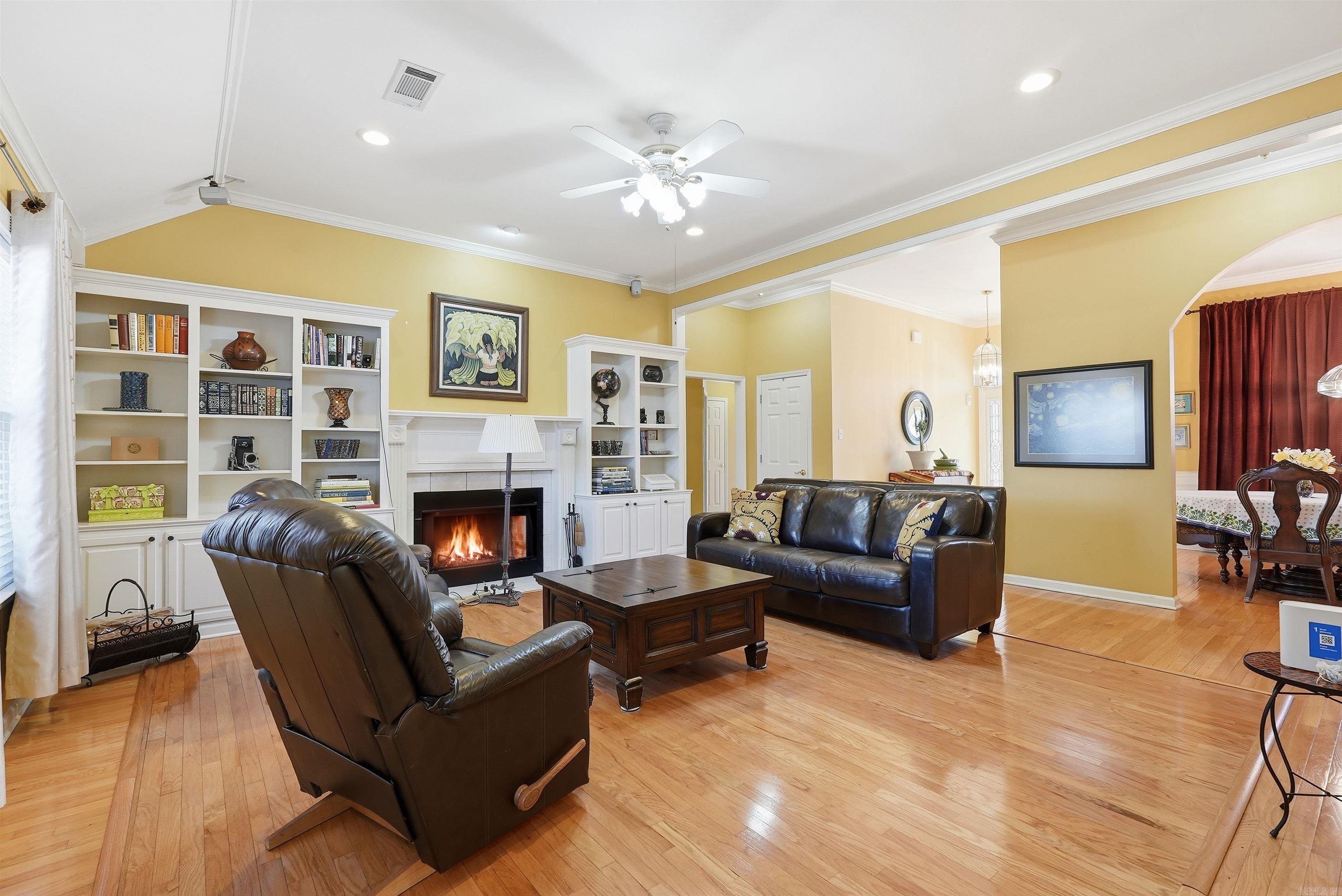24 Eagle Nest Court