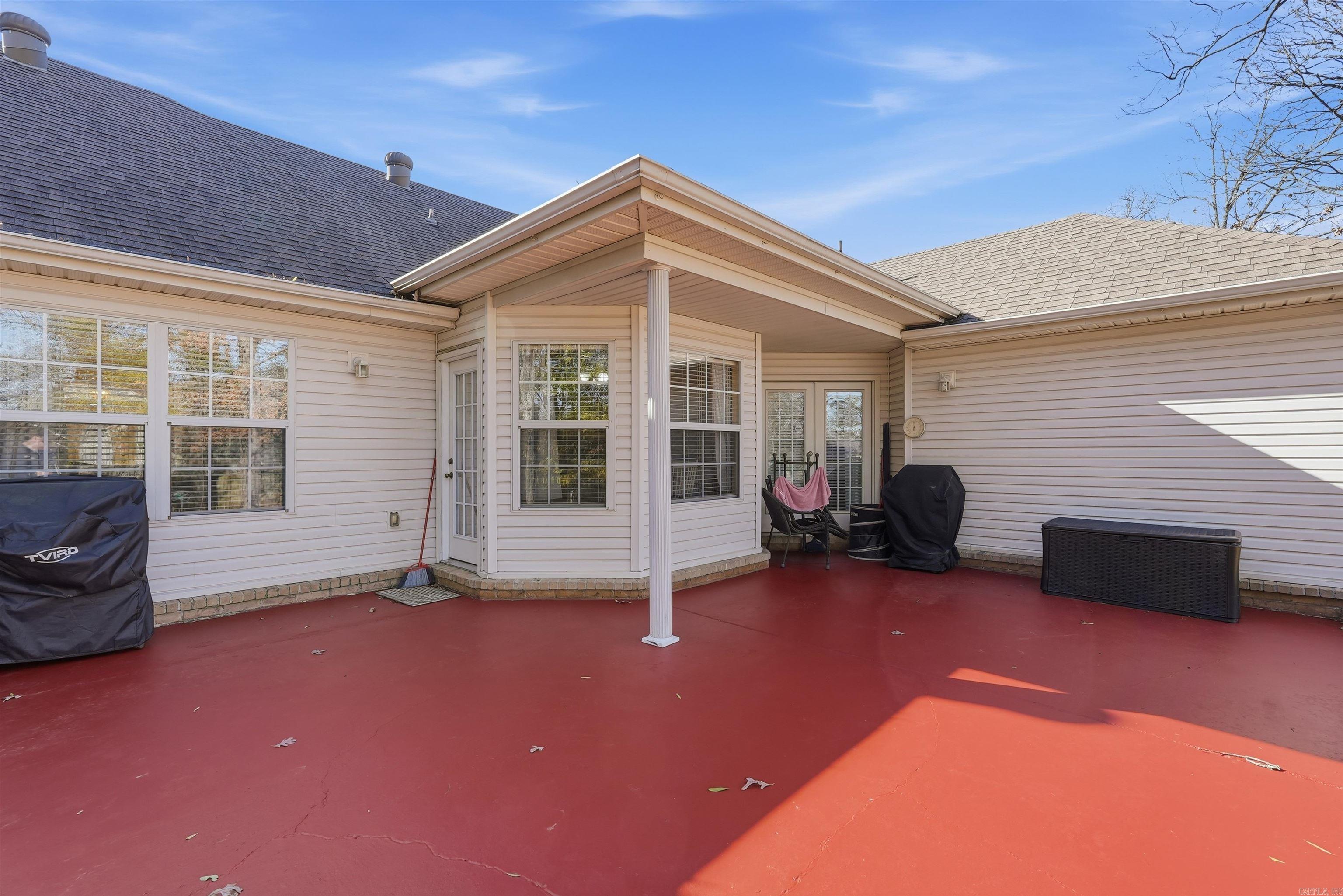 24 Eagle Nest Court