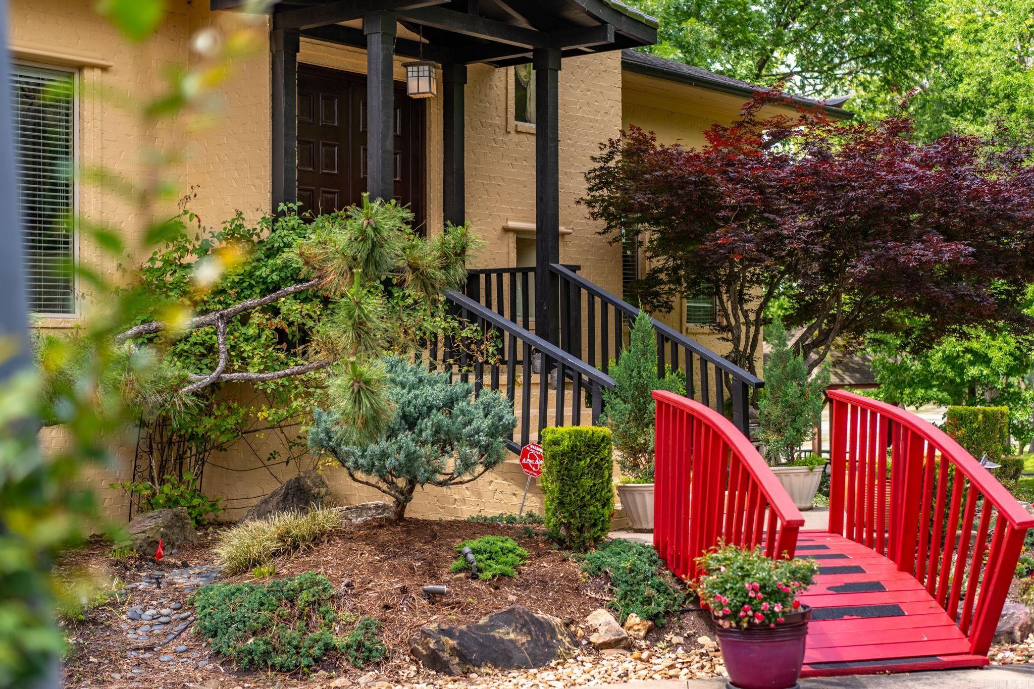 7 Crystal Mountain Cove