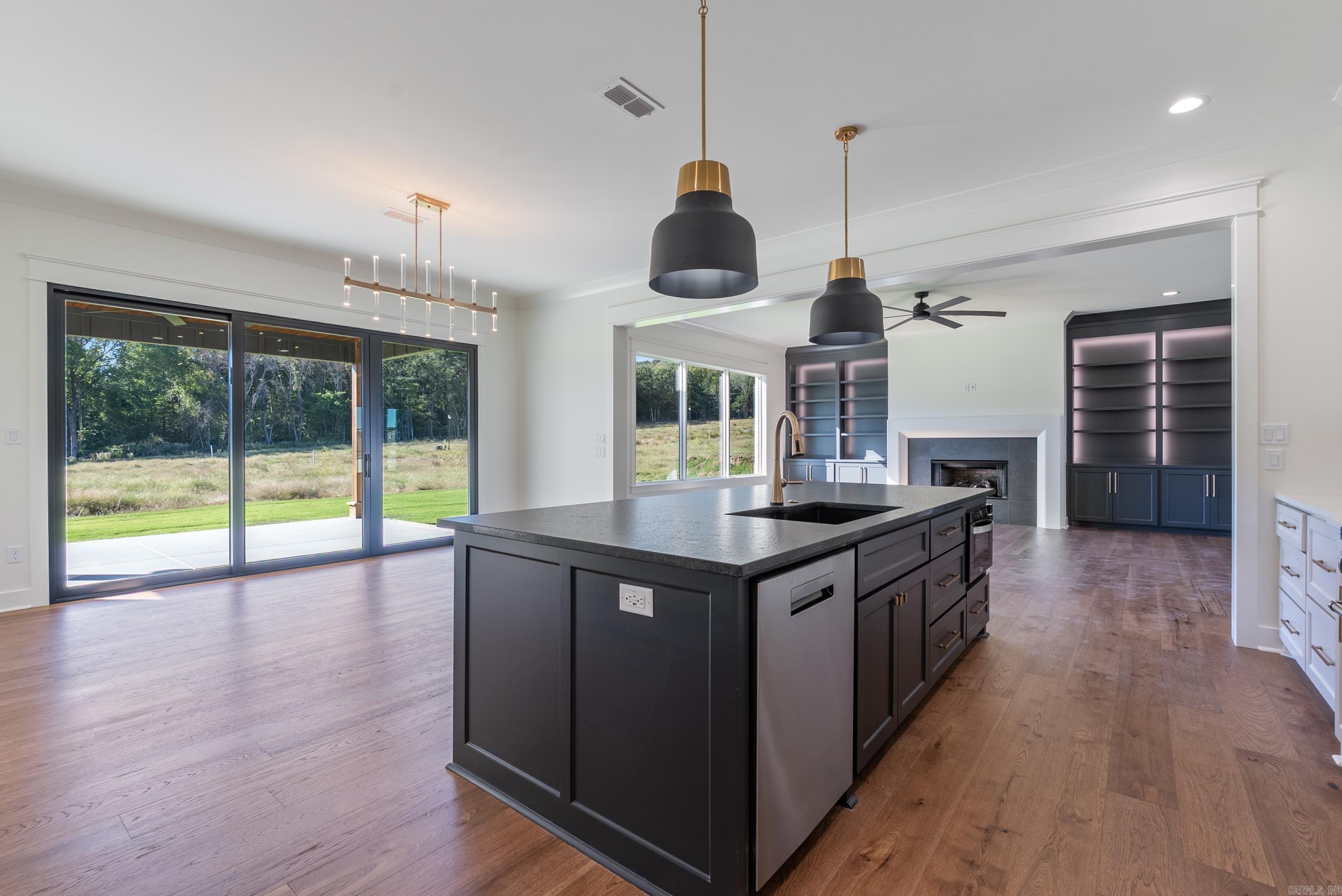 1635 Southwinds Drive