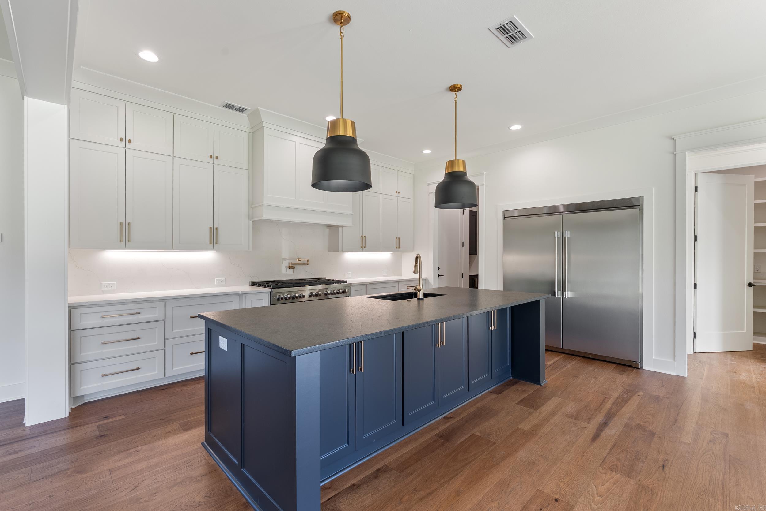 1635 Southwinds Drive