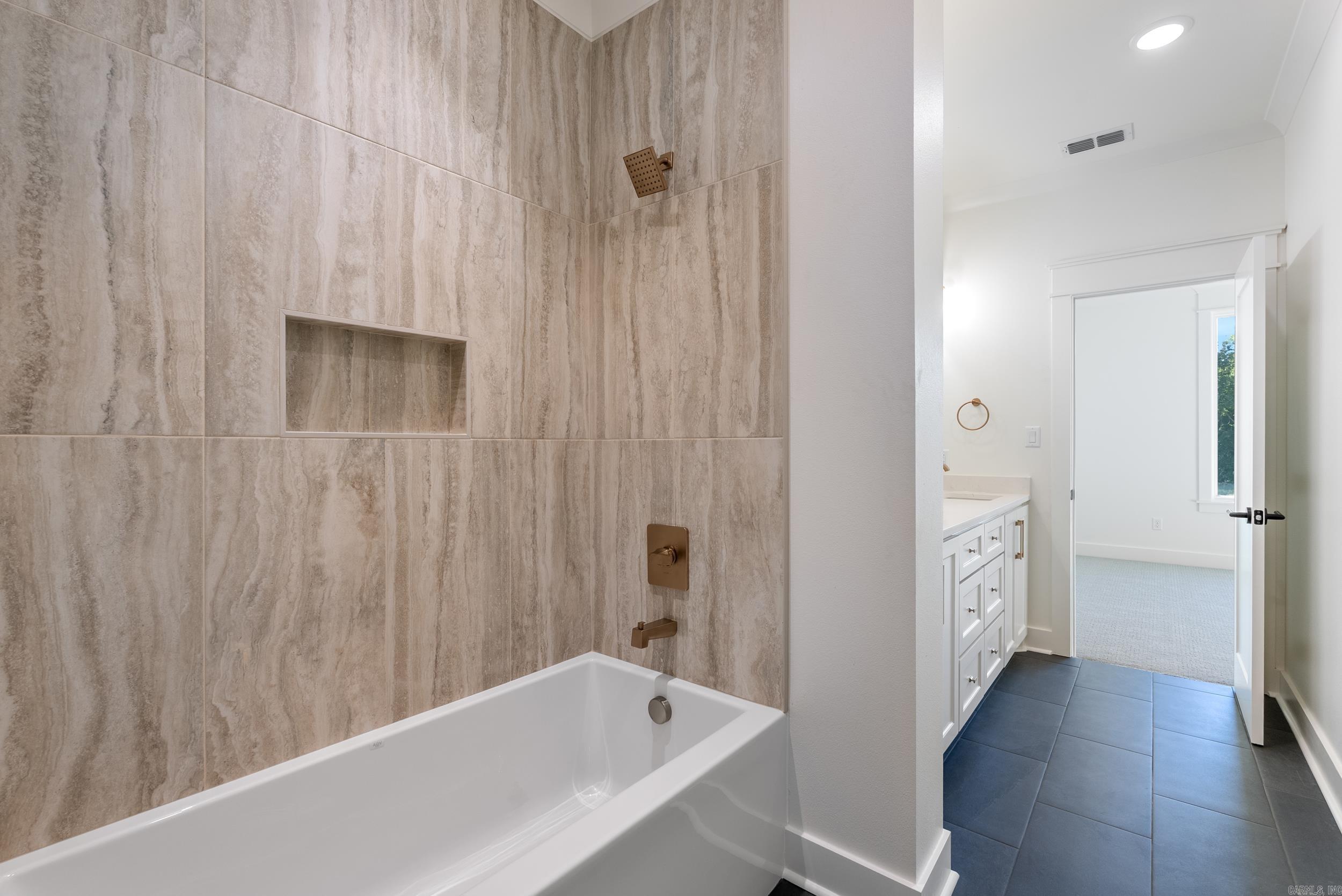 1635 Southwinds Drive