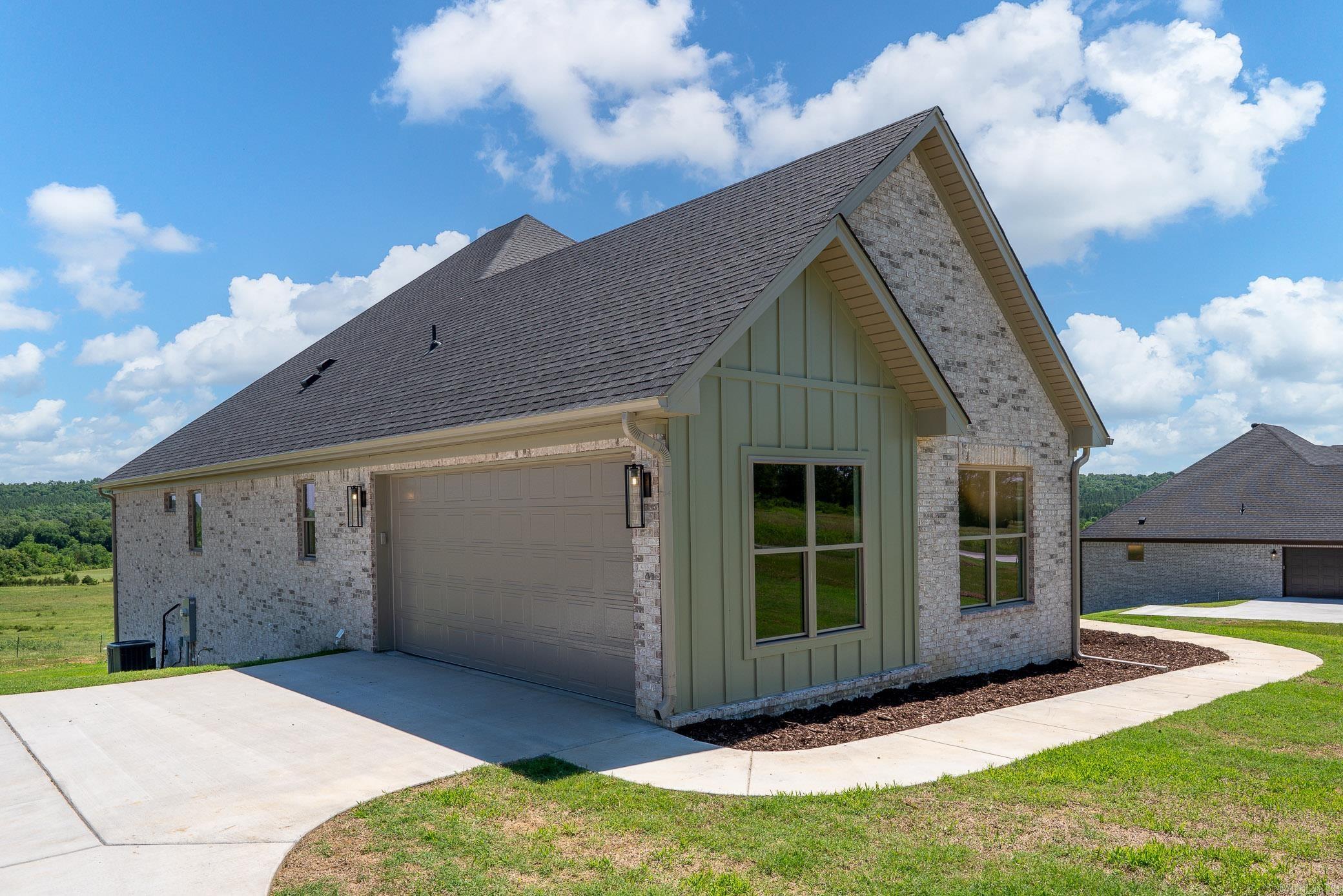 272 Castleberry Road