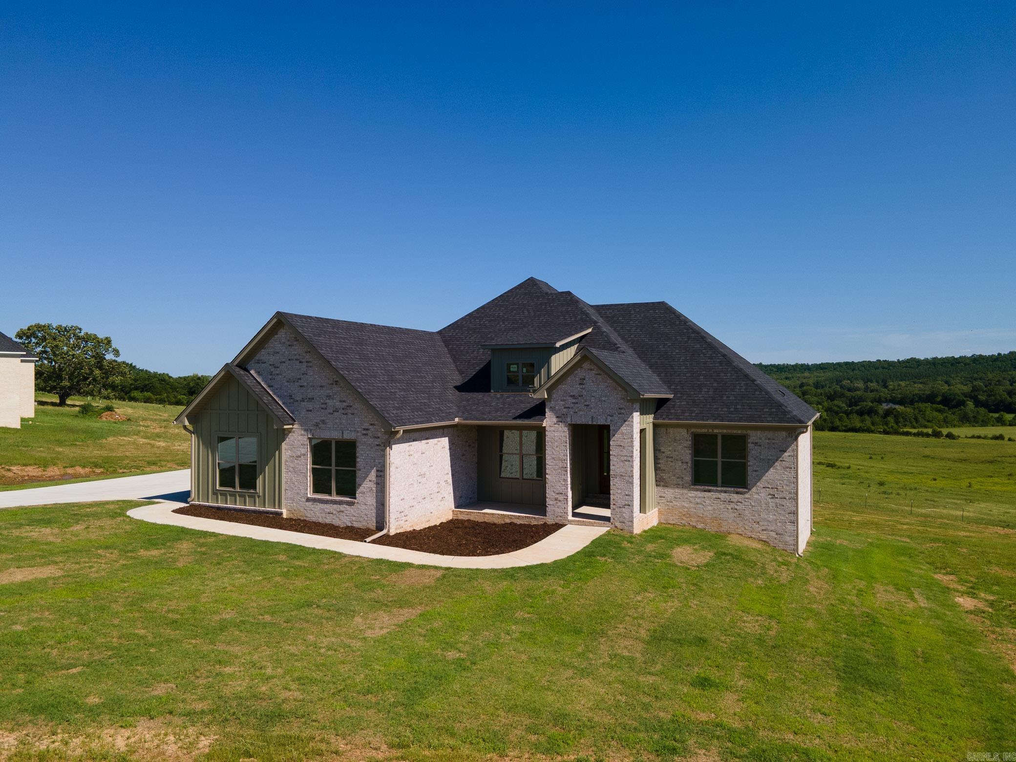 272 Castleberry Road