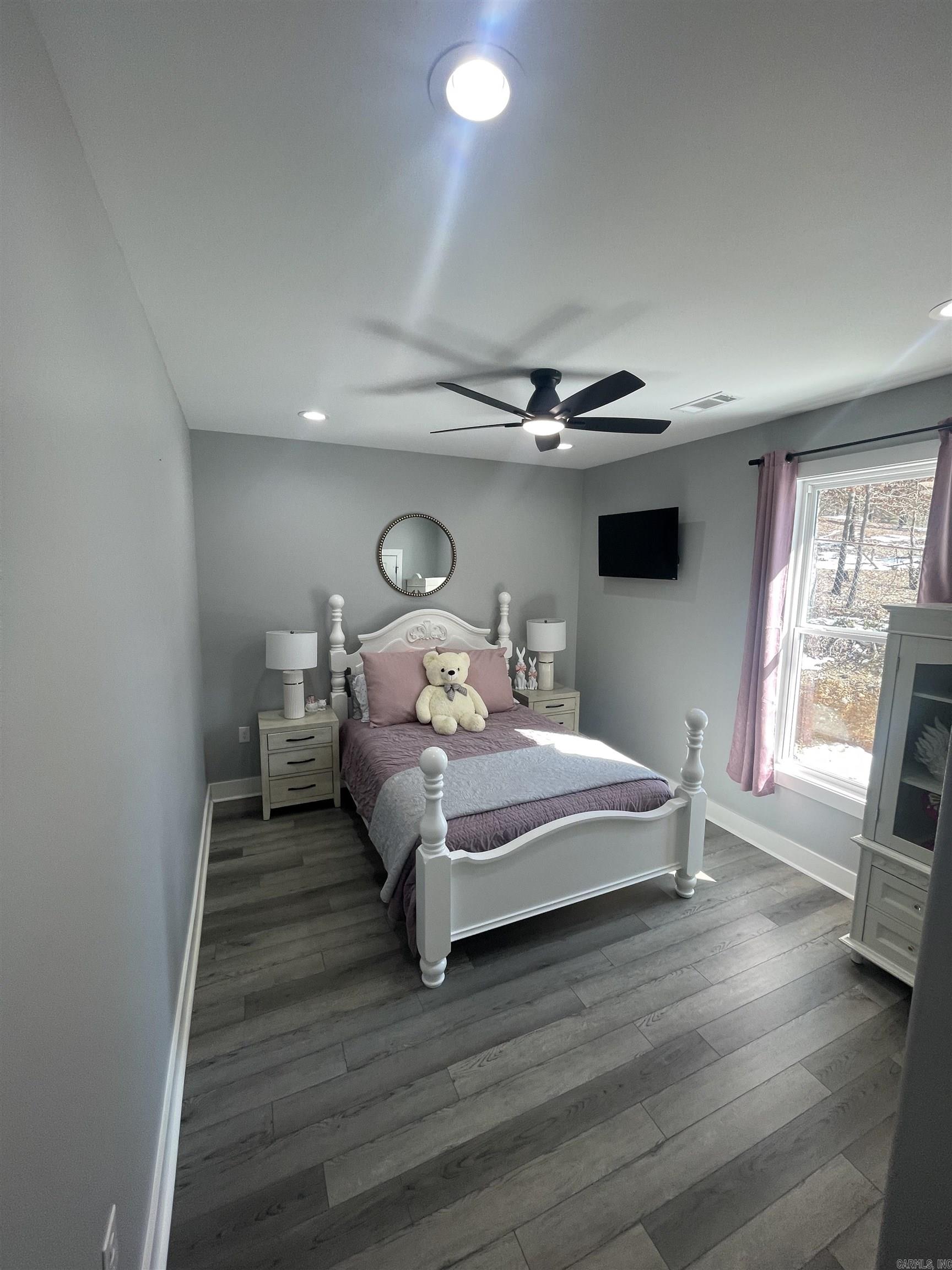 3011 Beauchamp Road