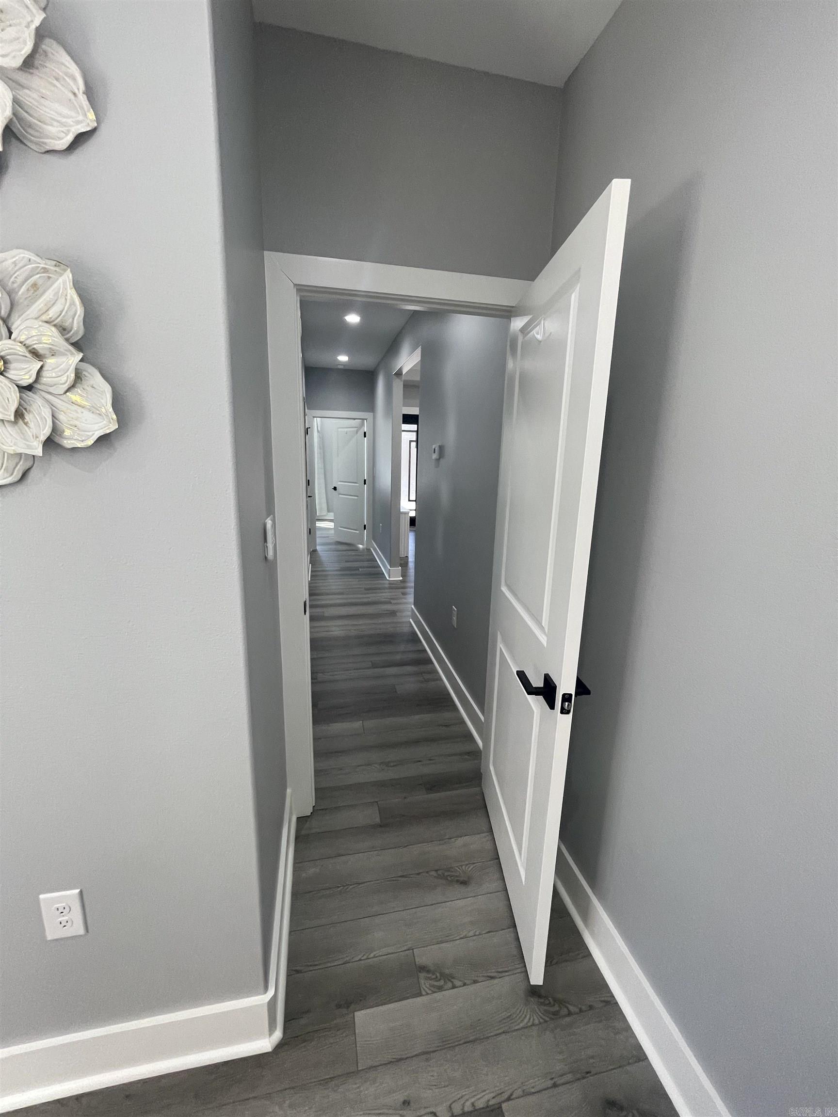 3011 Beauchamp Road