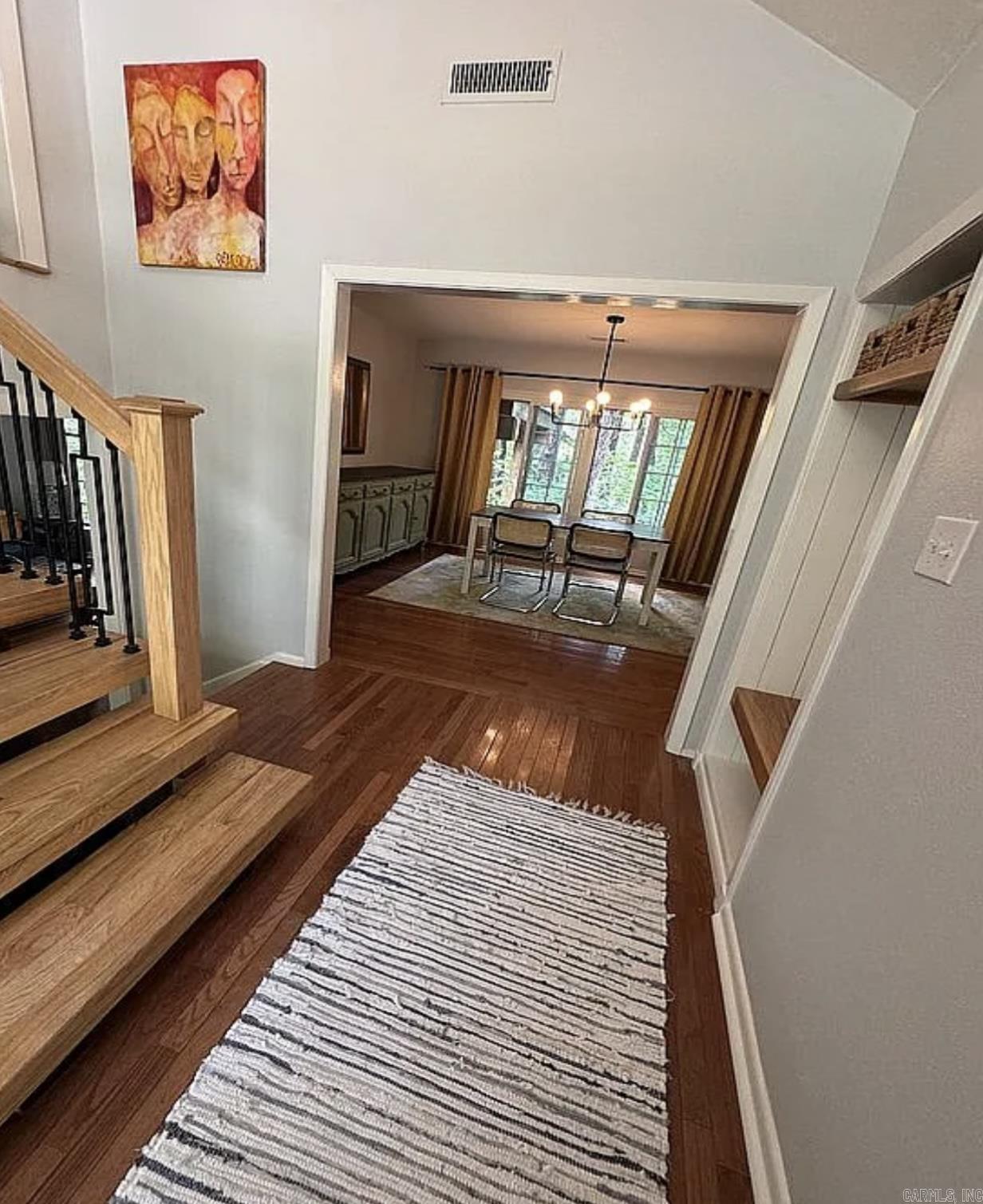 305 Ramble St