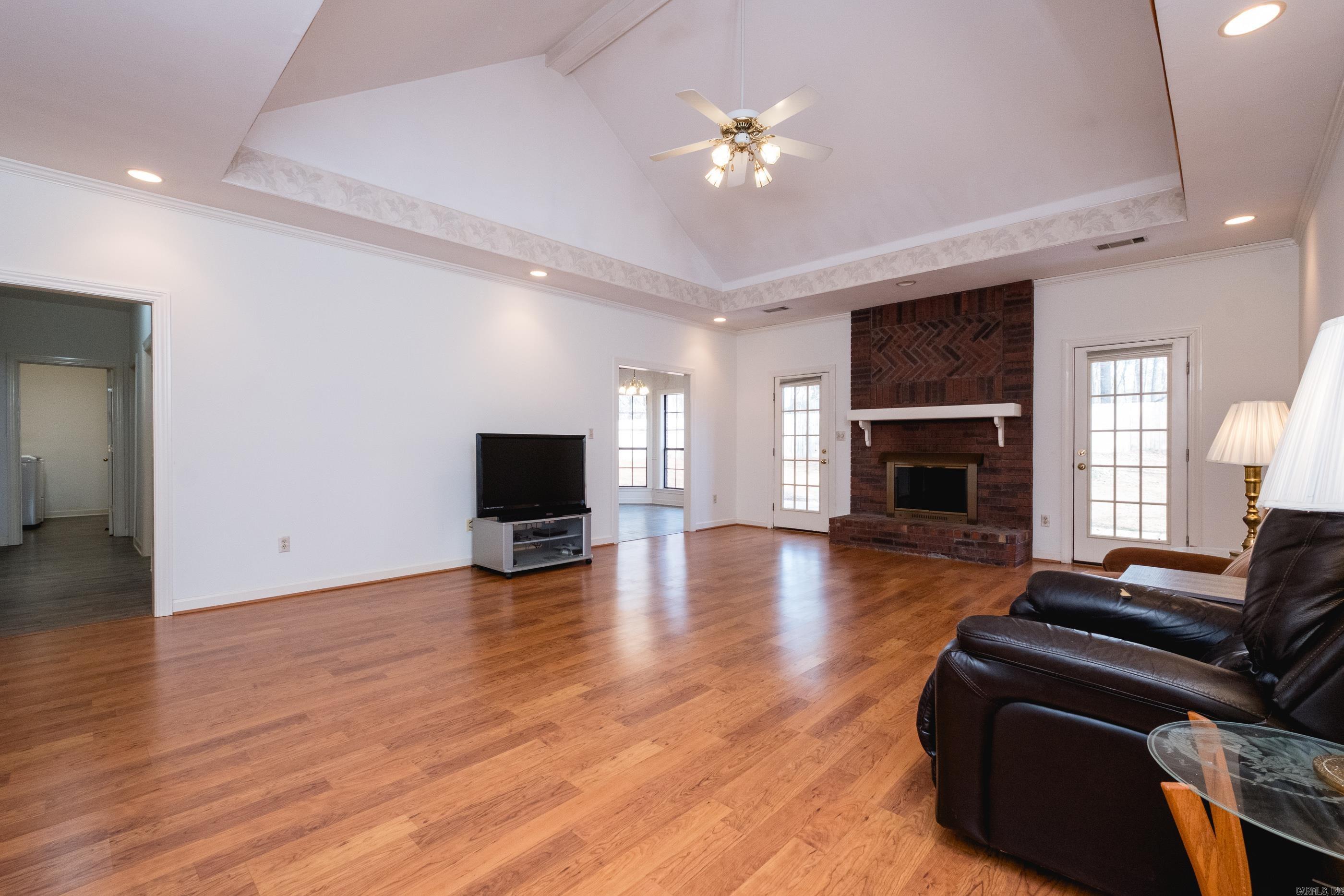 28 Saint John Pl