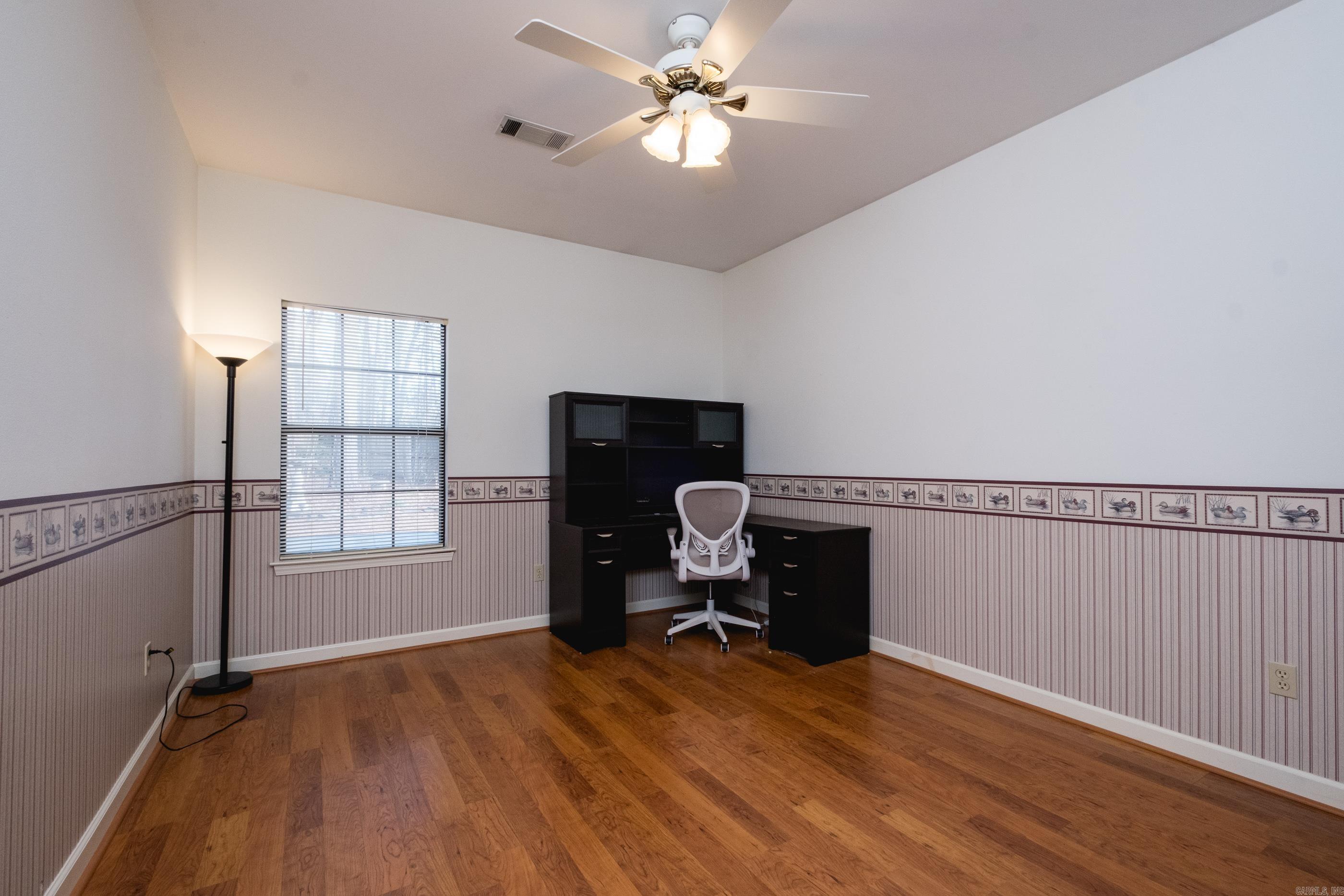 28 Saint John Pl