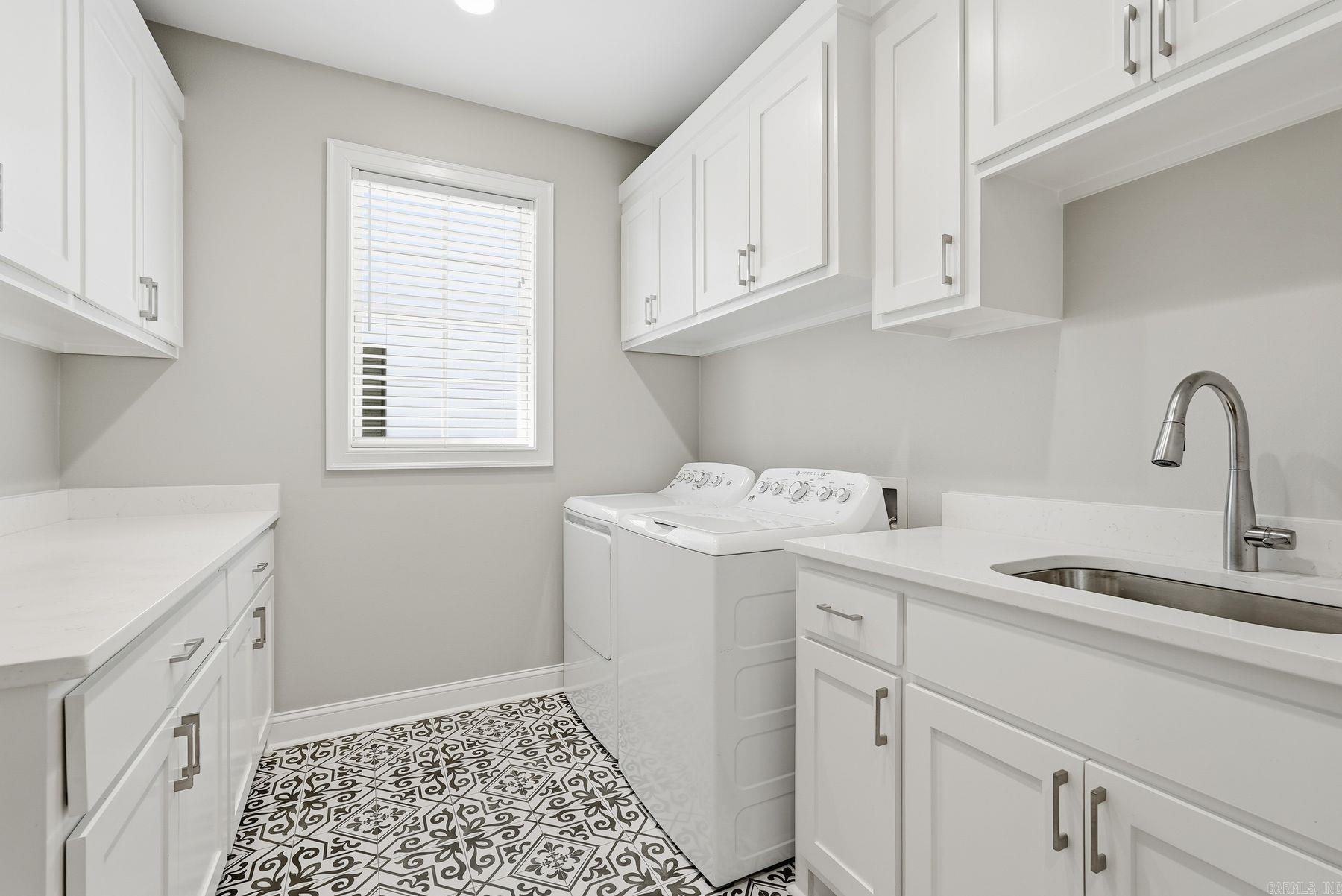 4830 EDGEWOOD PARK Drive