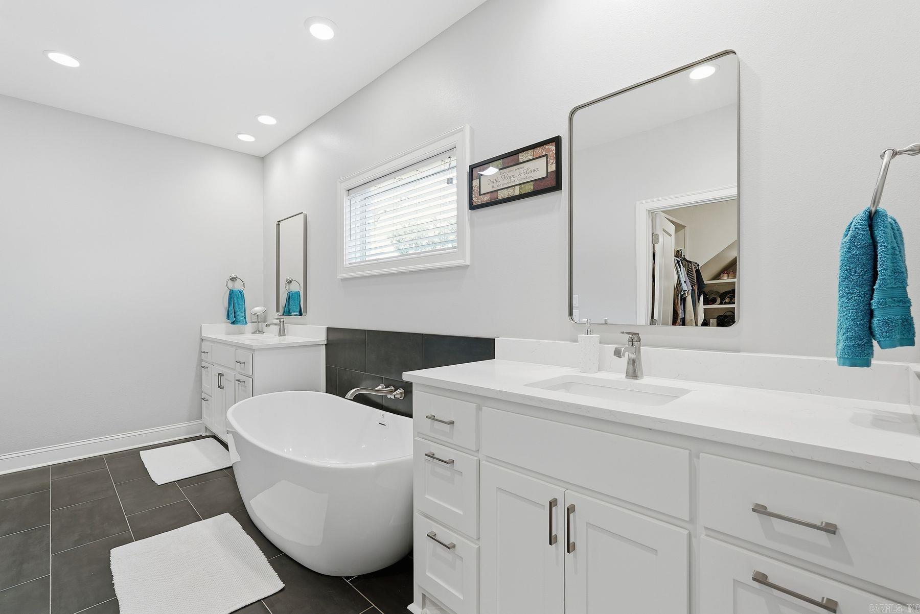 4830 EDGEWOOD PARK Drive