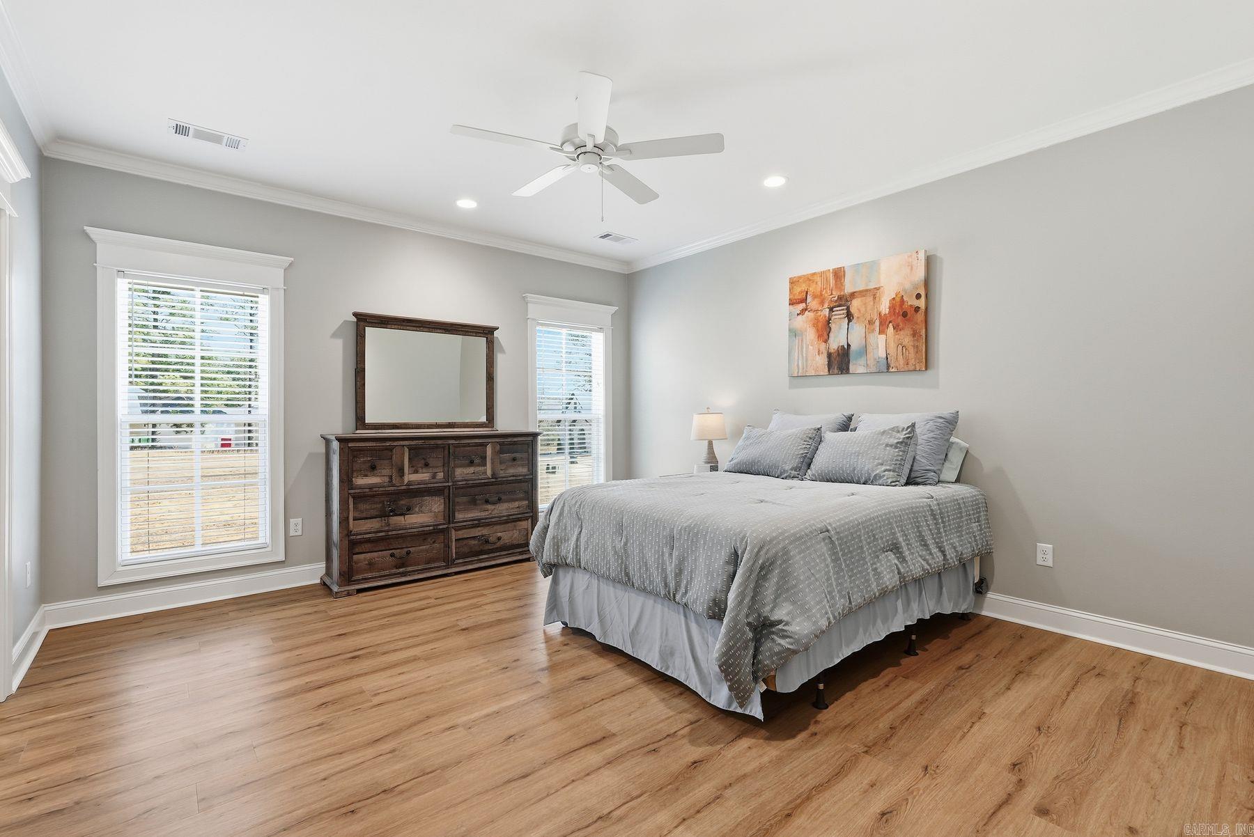 4830 EDGEWOOD PARK Drive