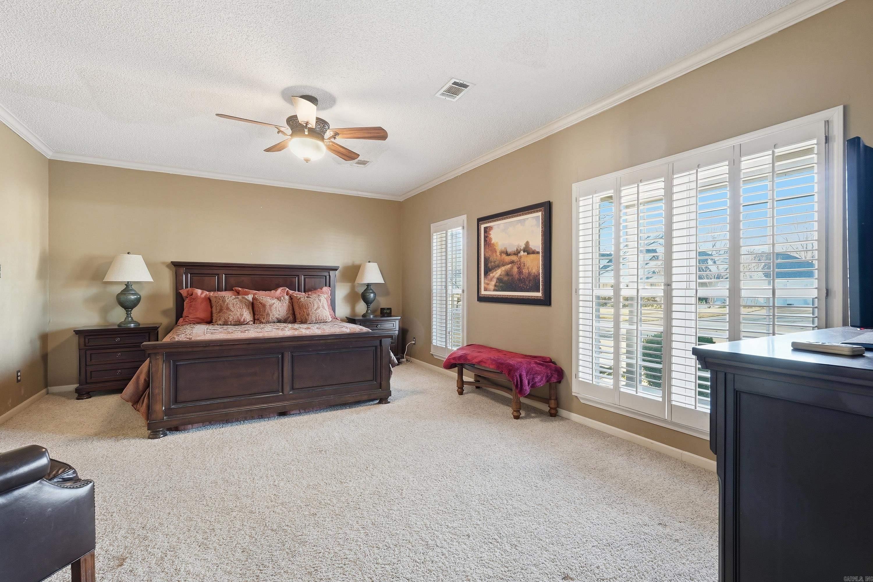 14 Shady Valley Drive