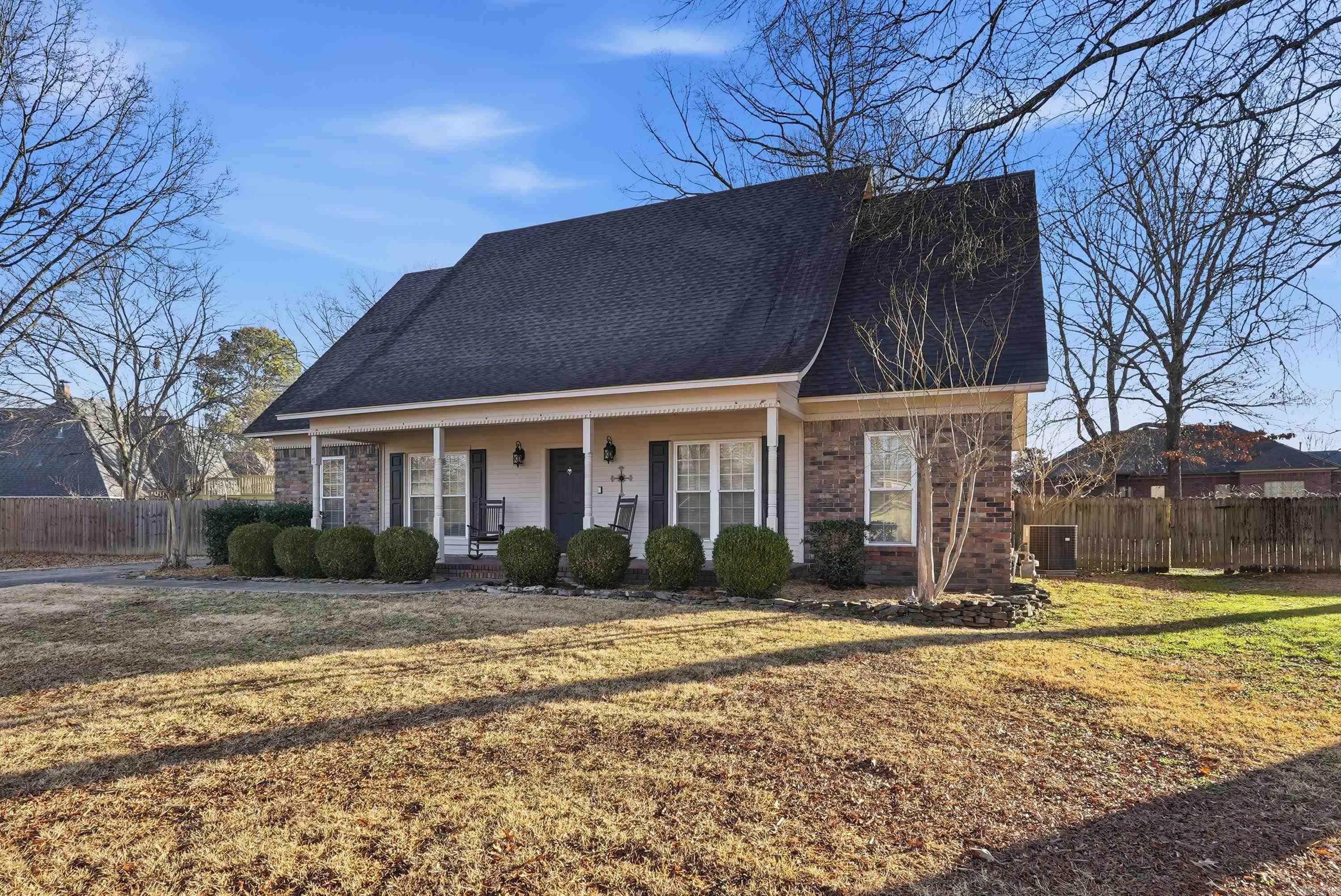 14 Shady Valley Drive