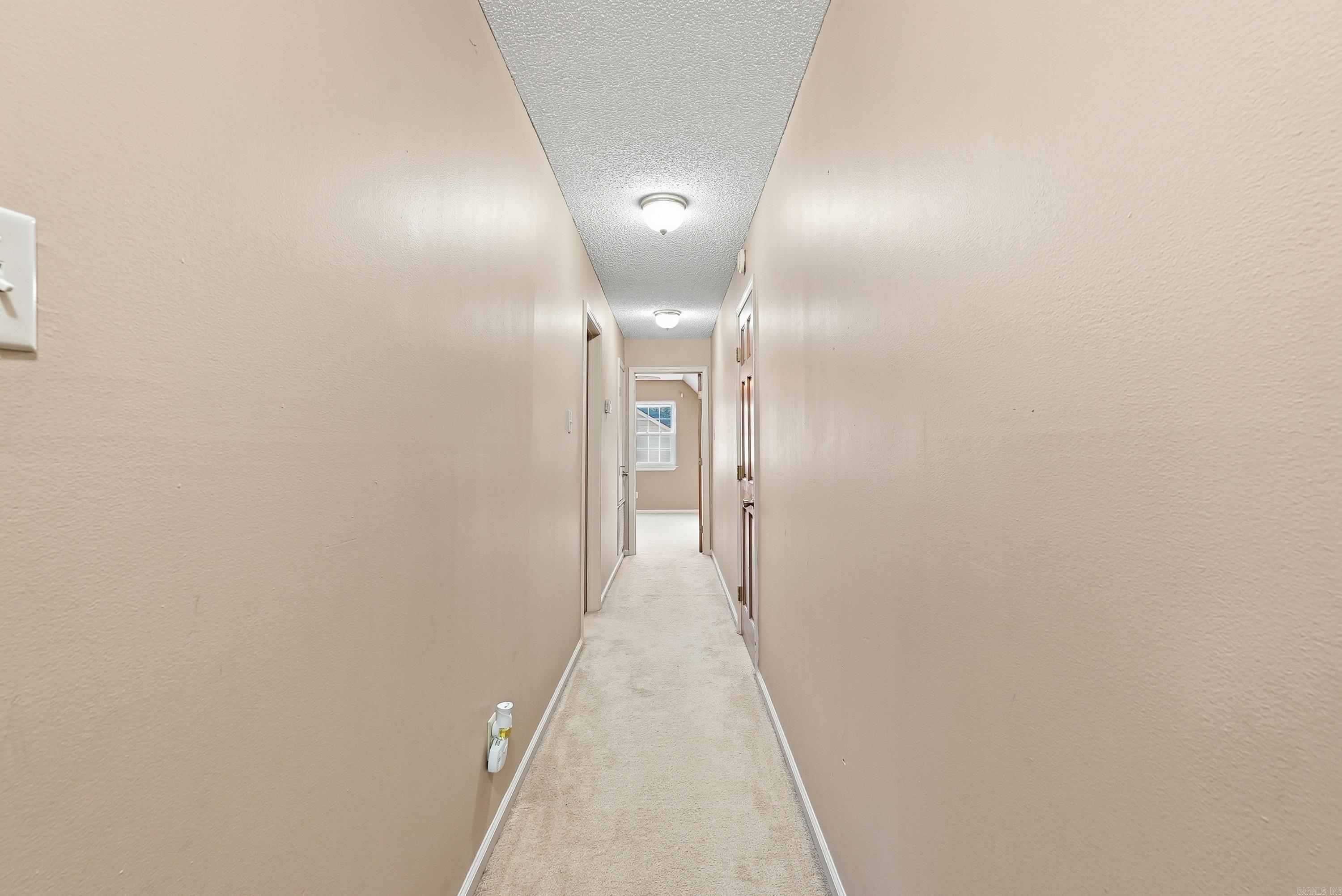 14 Shady Valley Drive