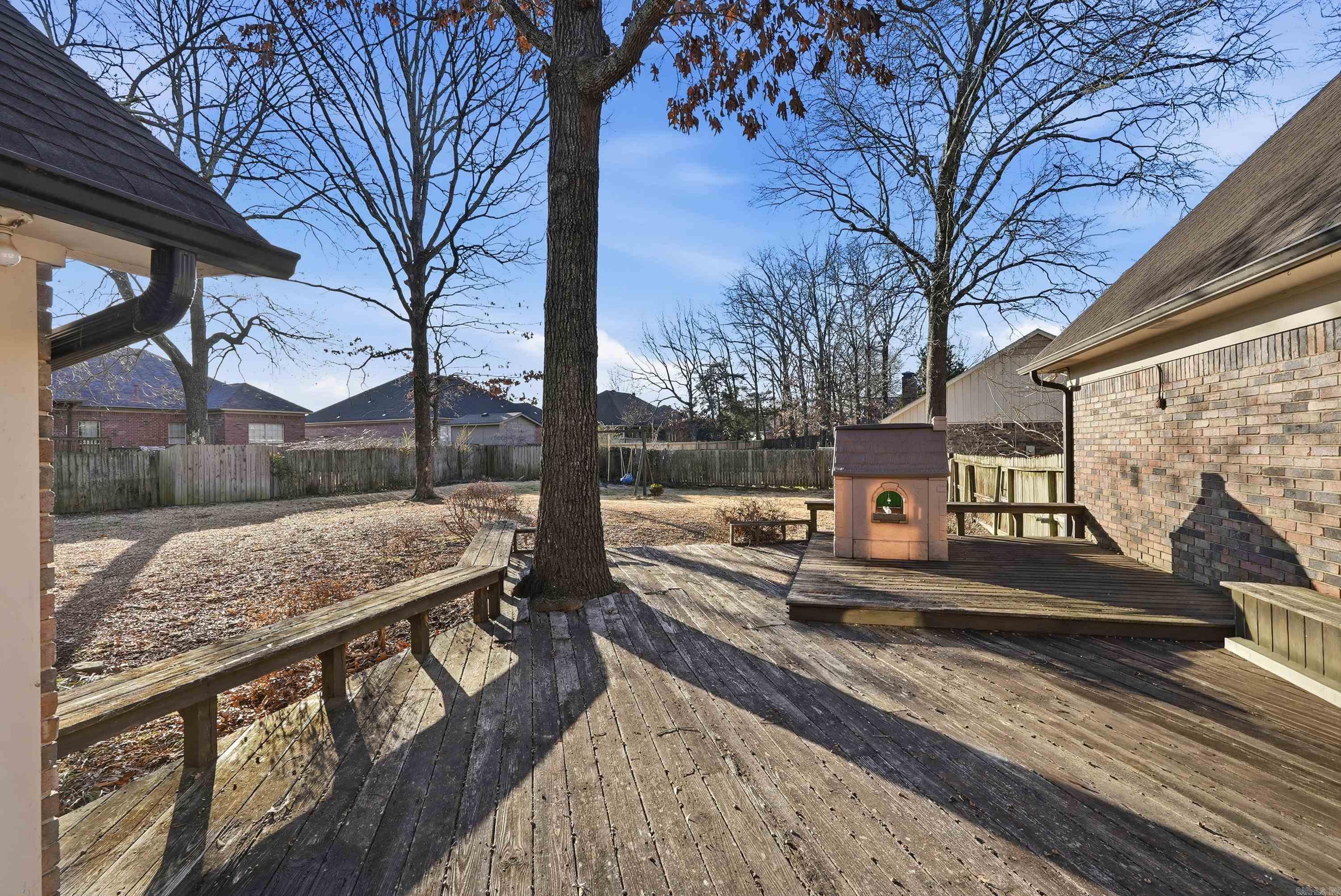 14 Shady Valley Drive