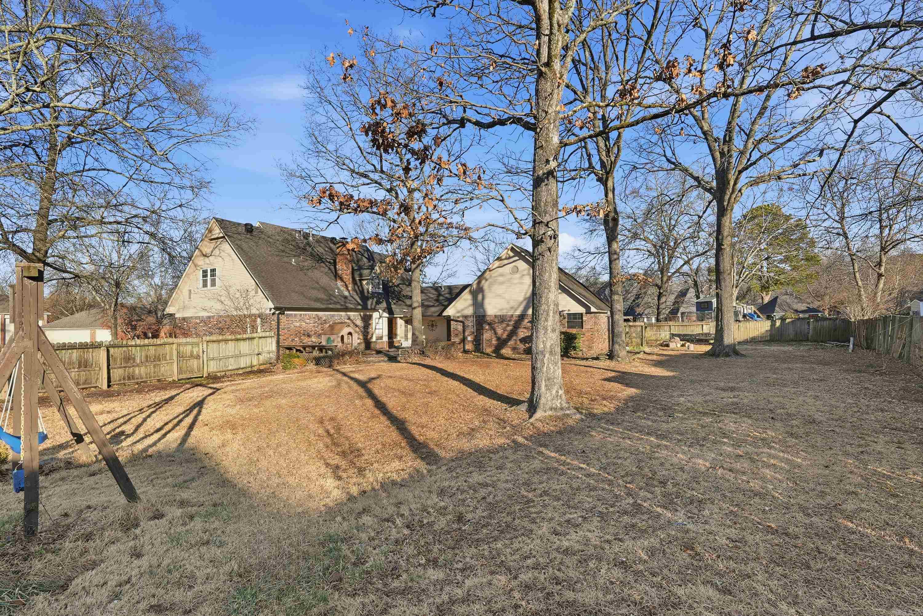 14 Shady Valley Drive