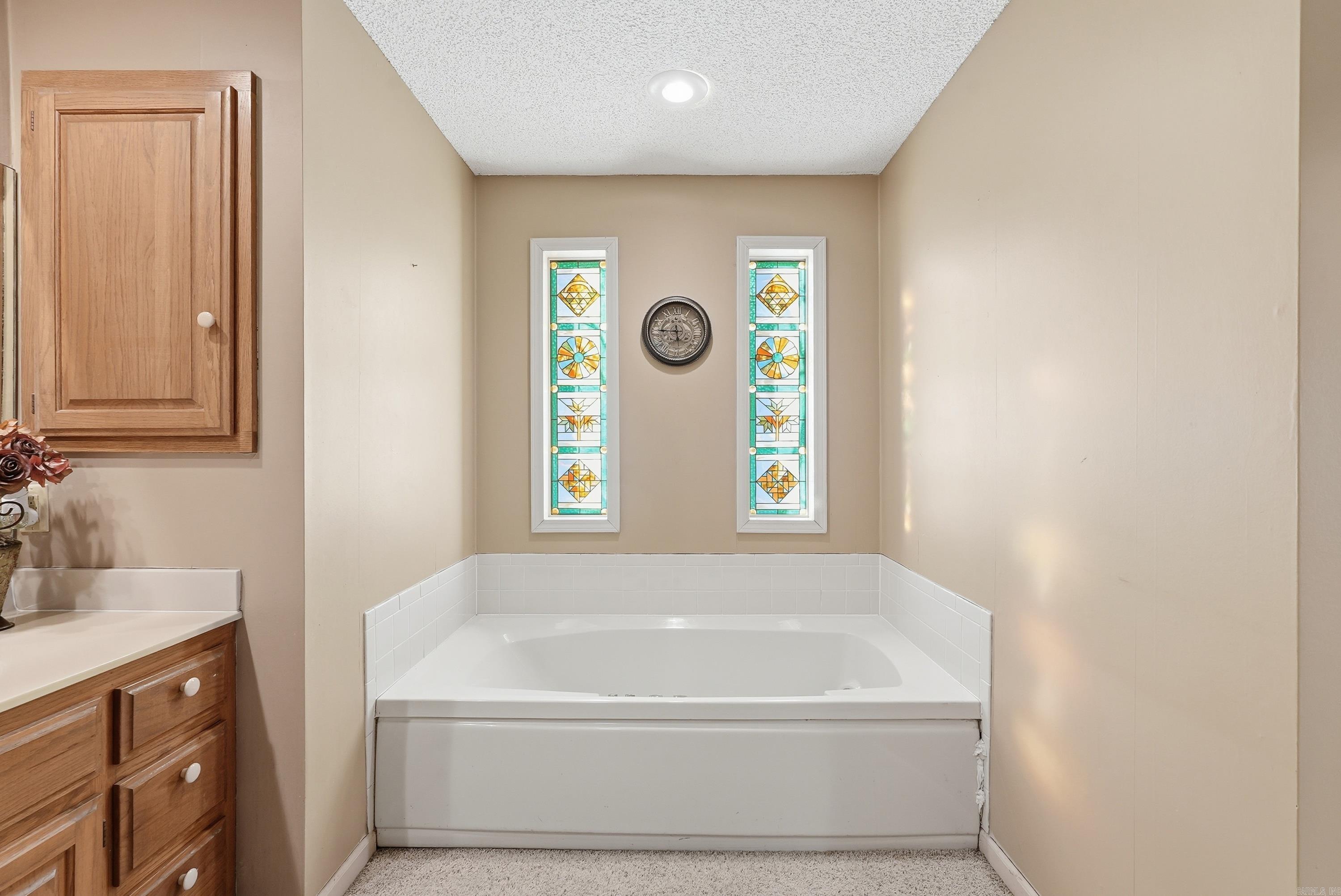 14 Shady Valley Drive