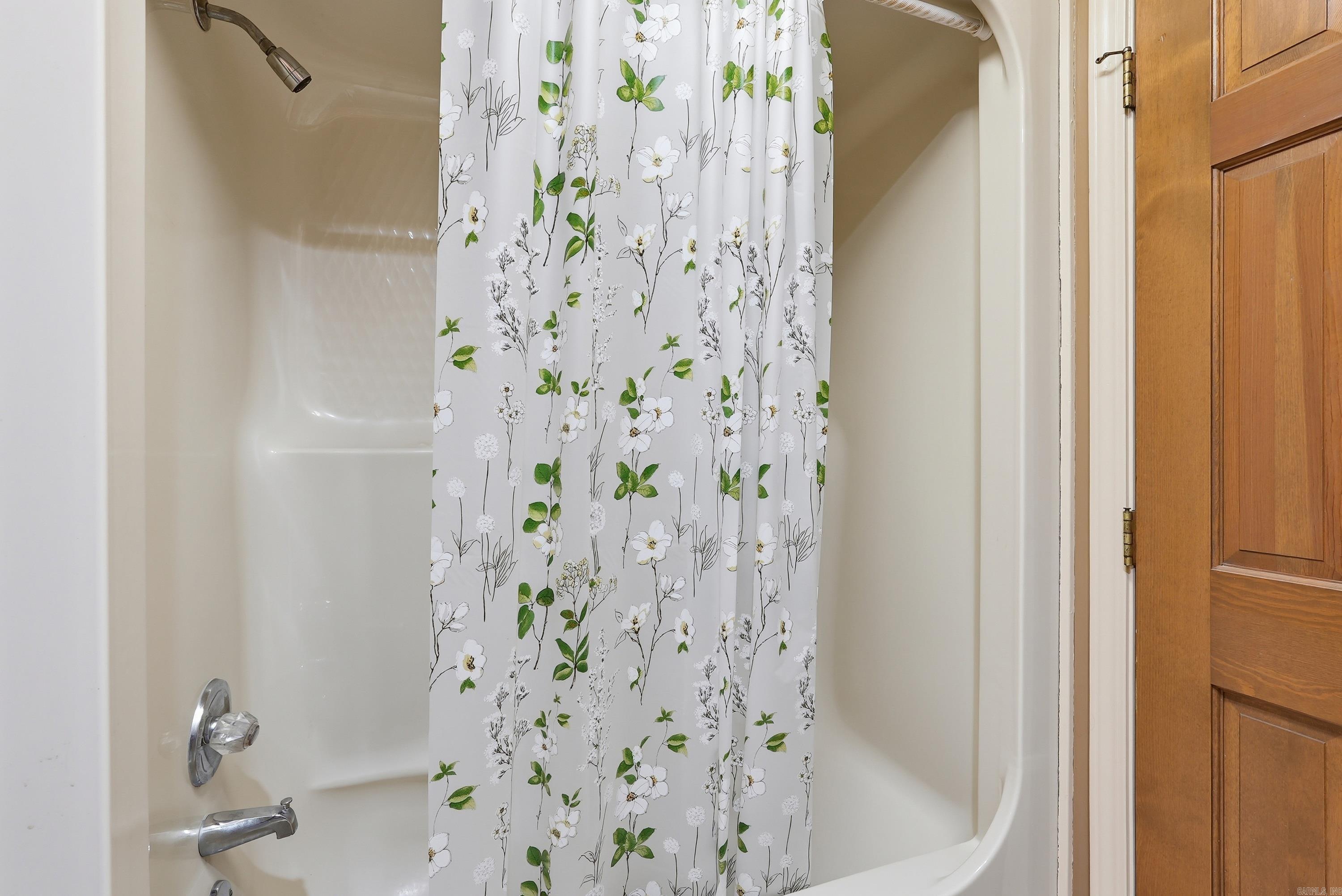 14 Shady Valley Drive