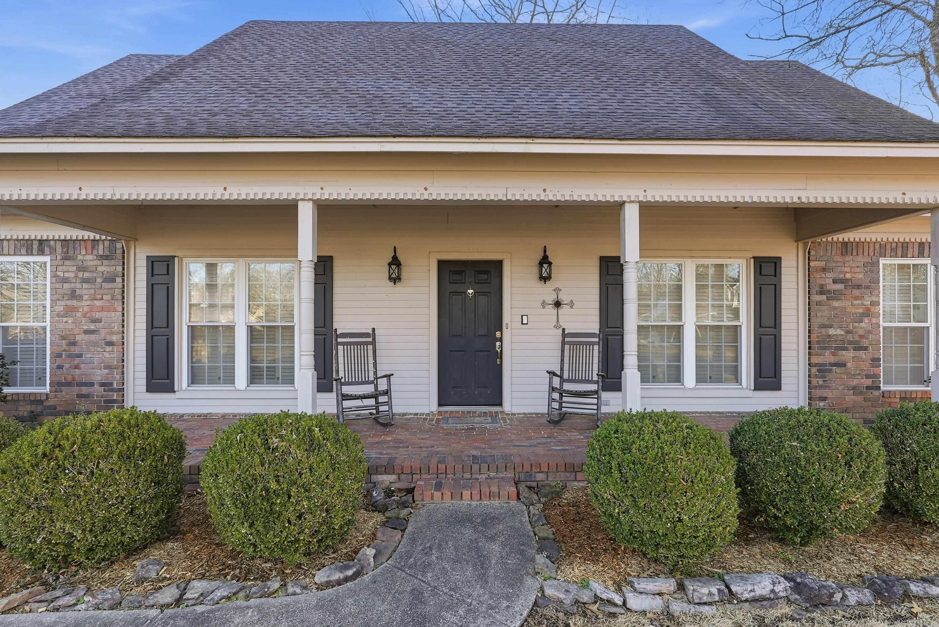 14 Shady Valley Drive