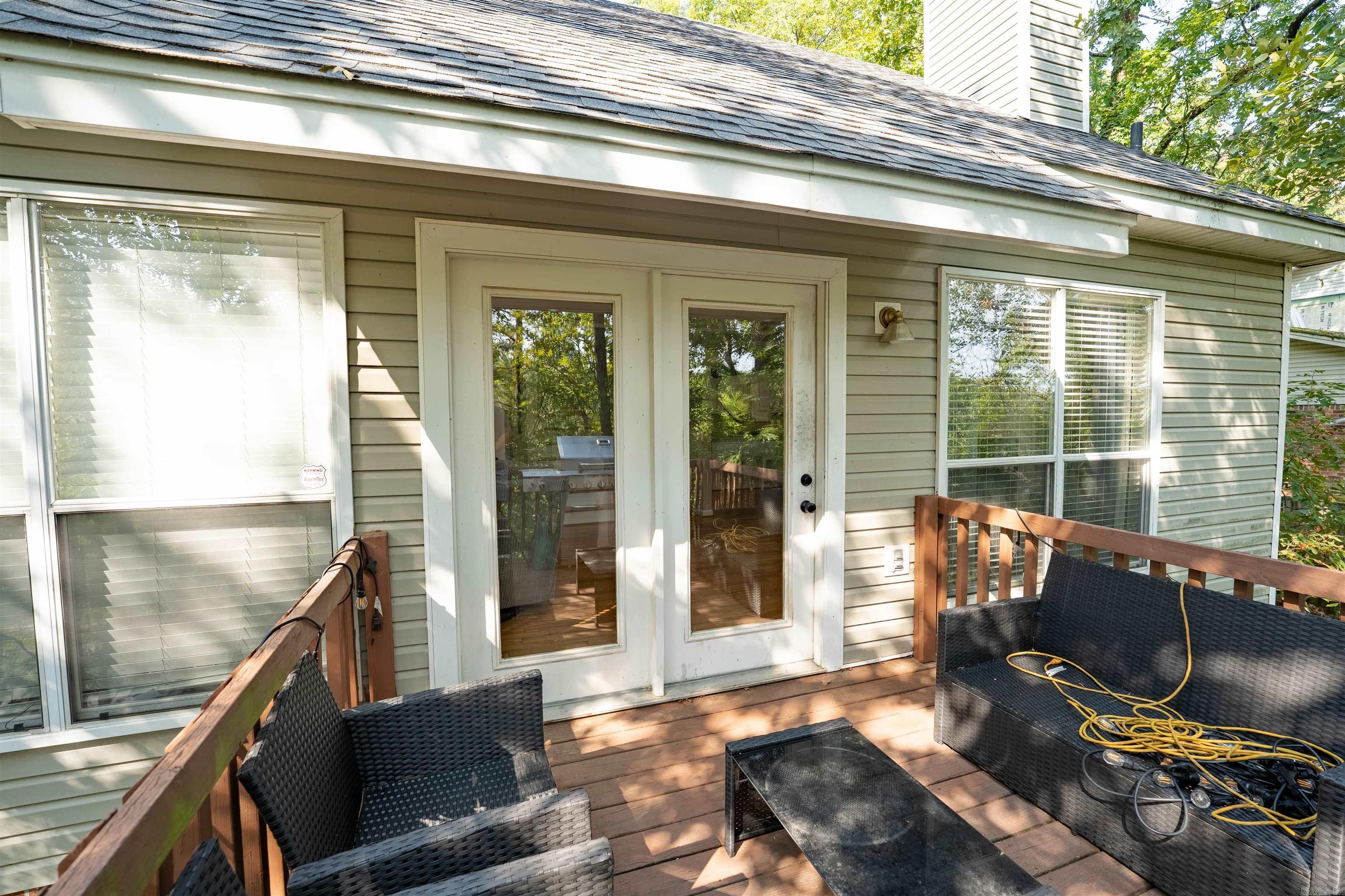 1802 Jennifer Drive