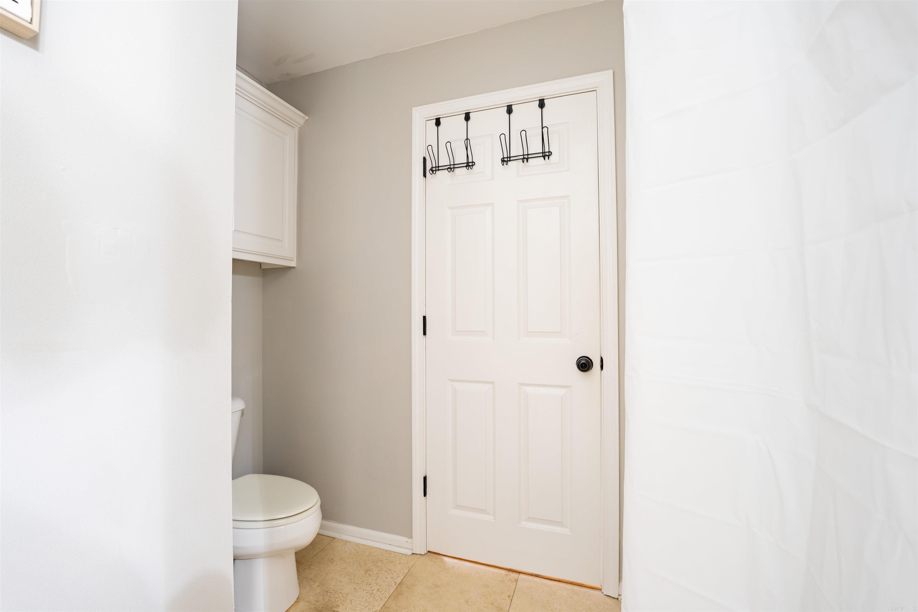 1802 Jennifer Drive