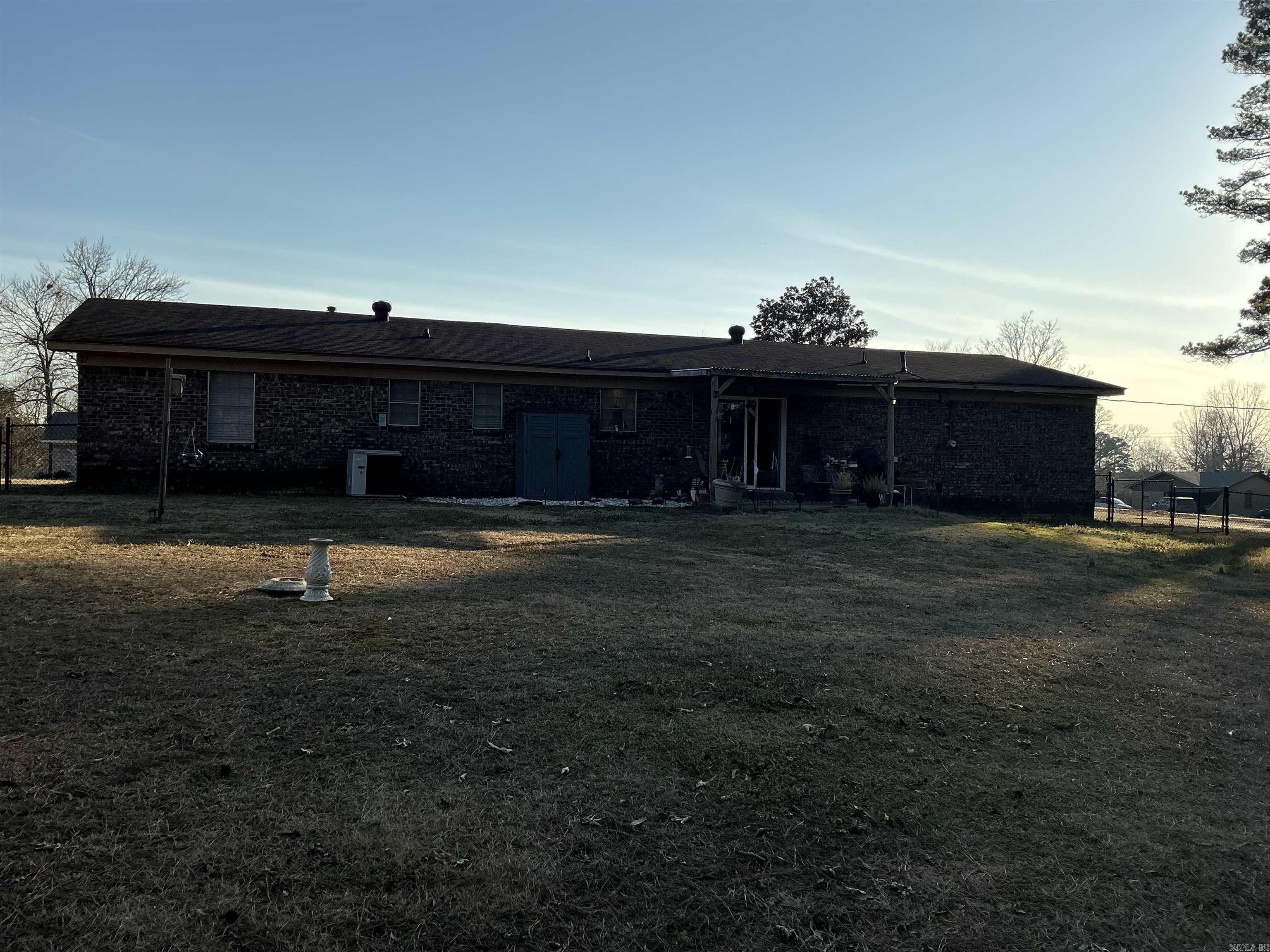1612 Pinecroft