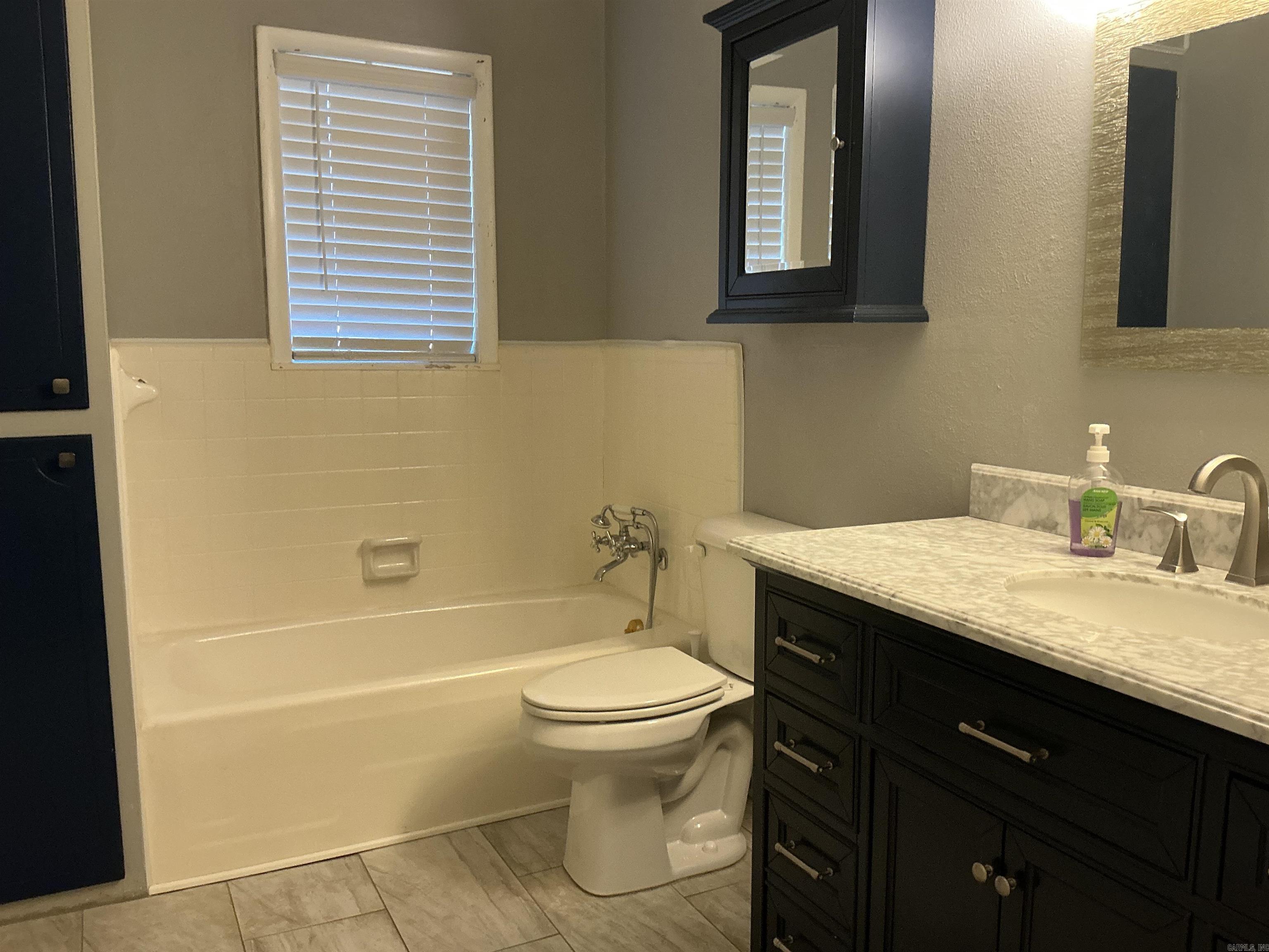 1612 Pinecroft