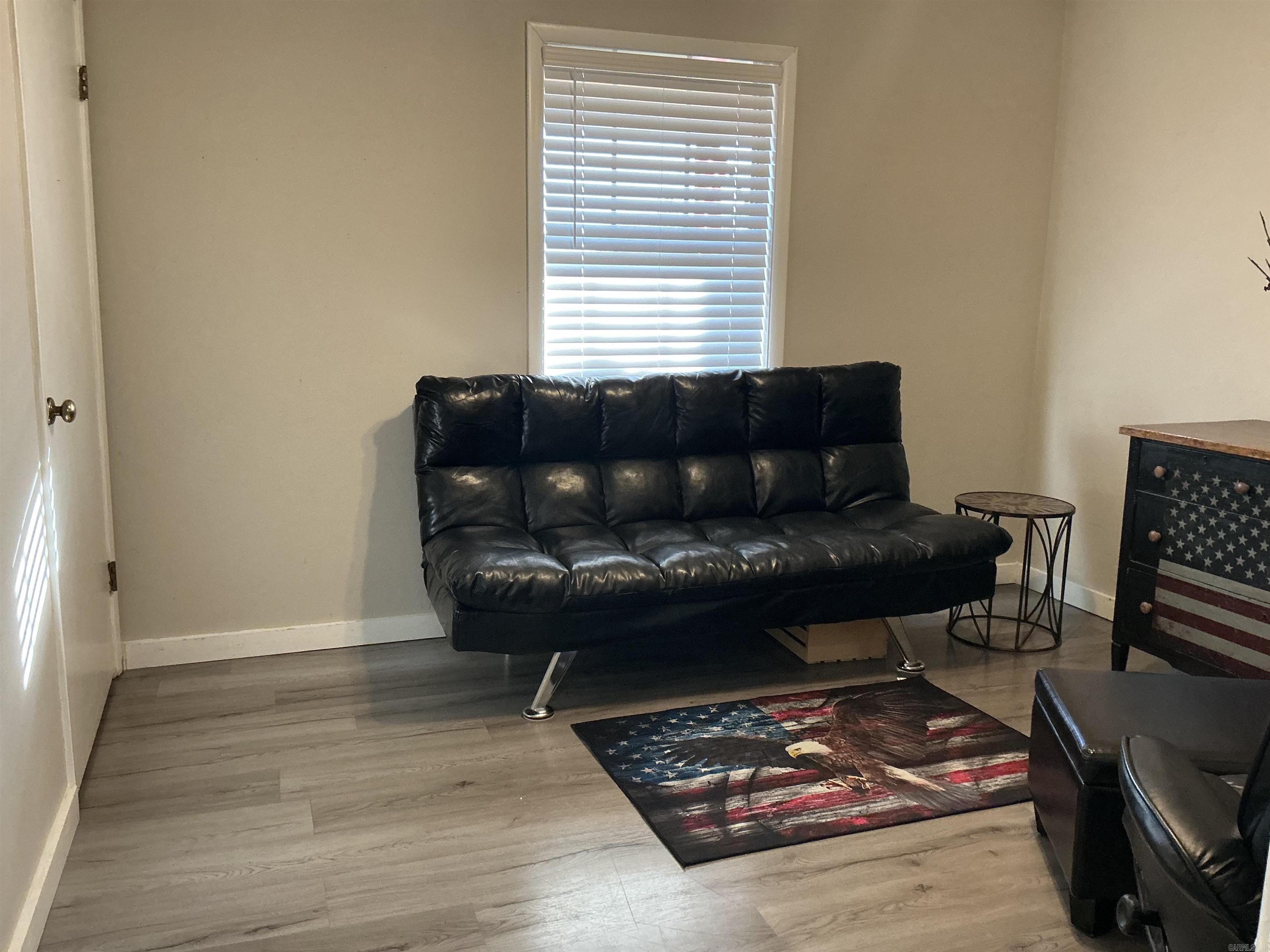1612 Pinecroft