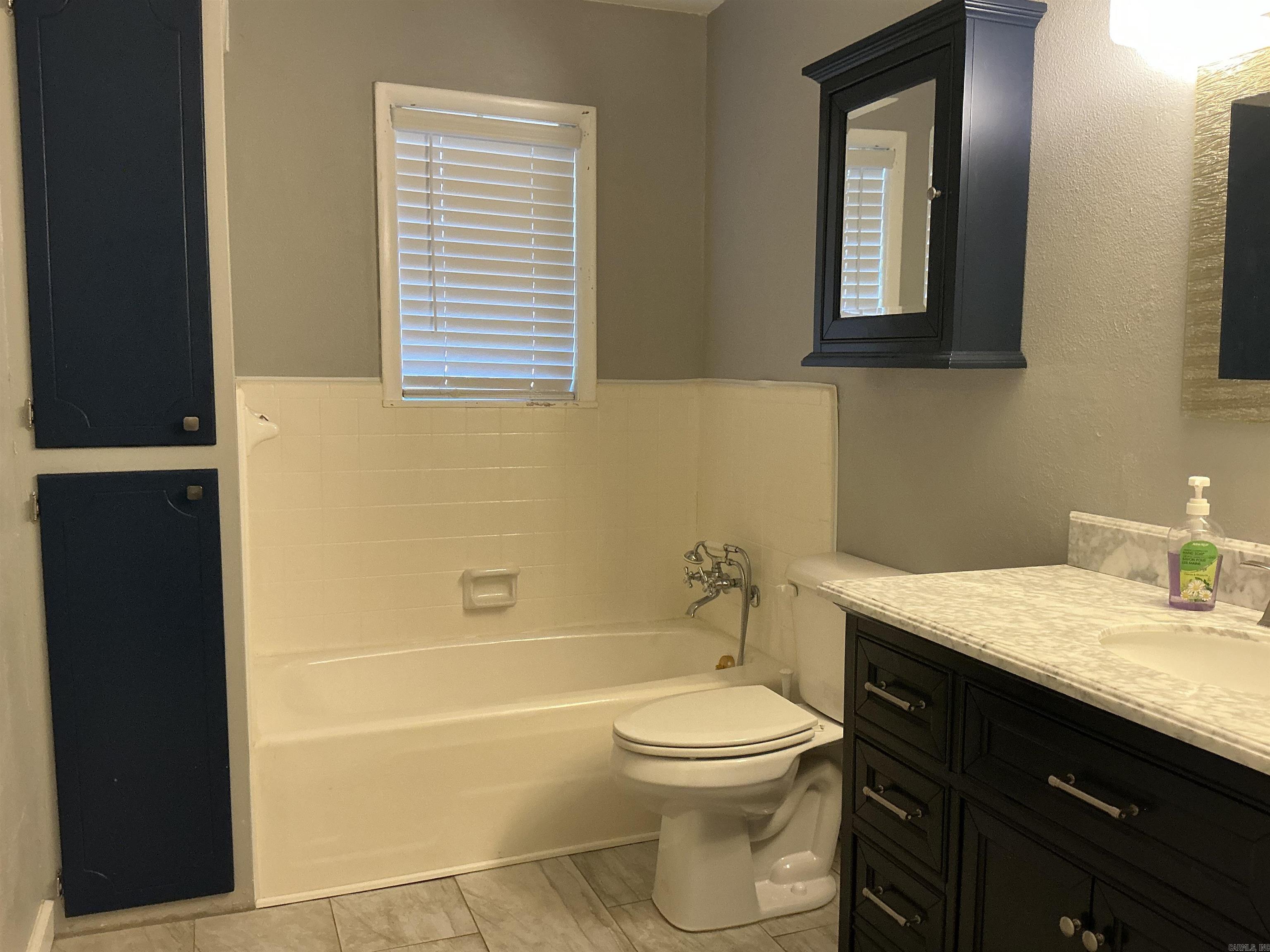 1612 Pinecroft
