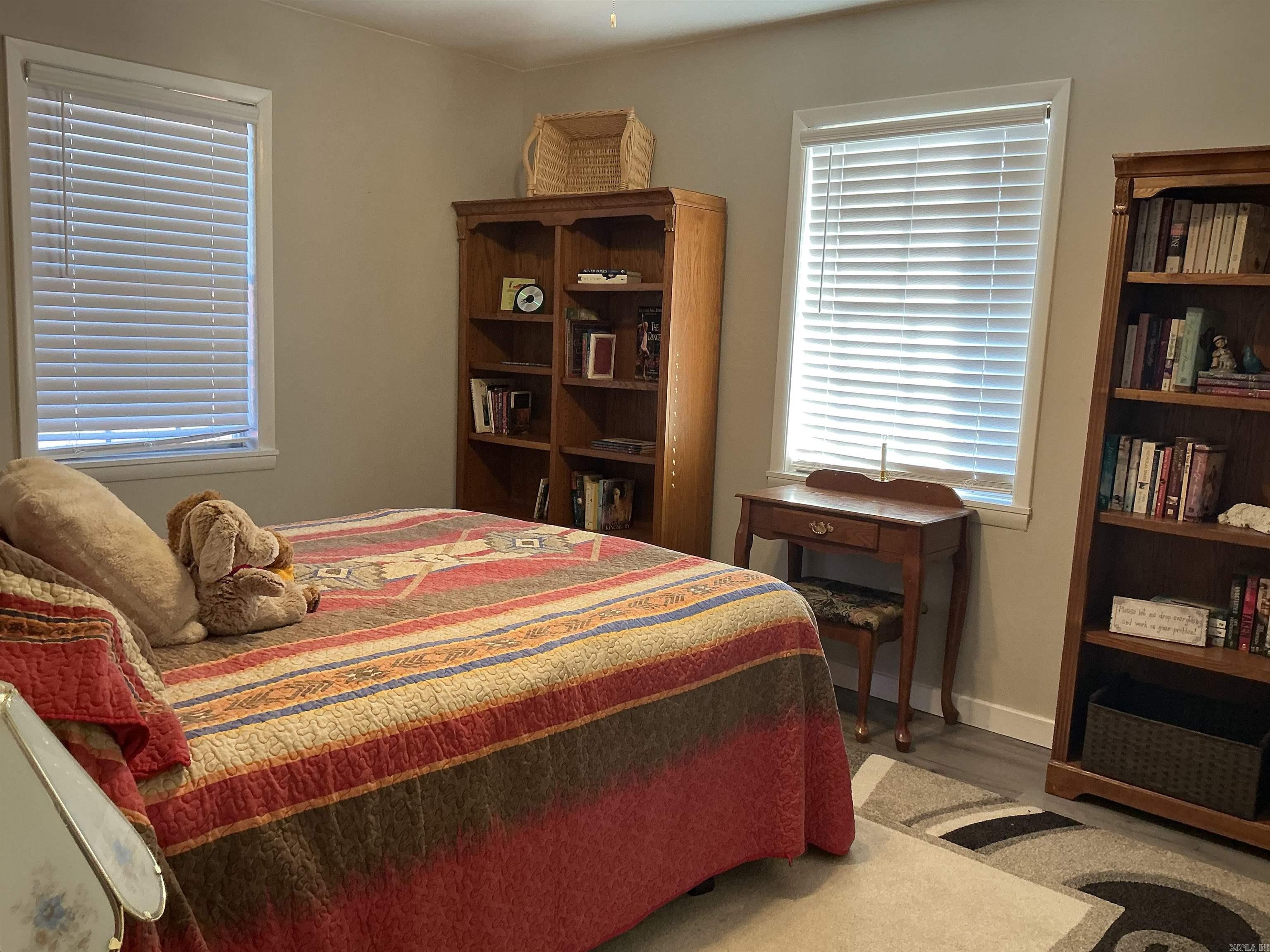 1612 Pinecroft