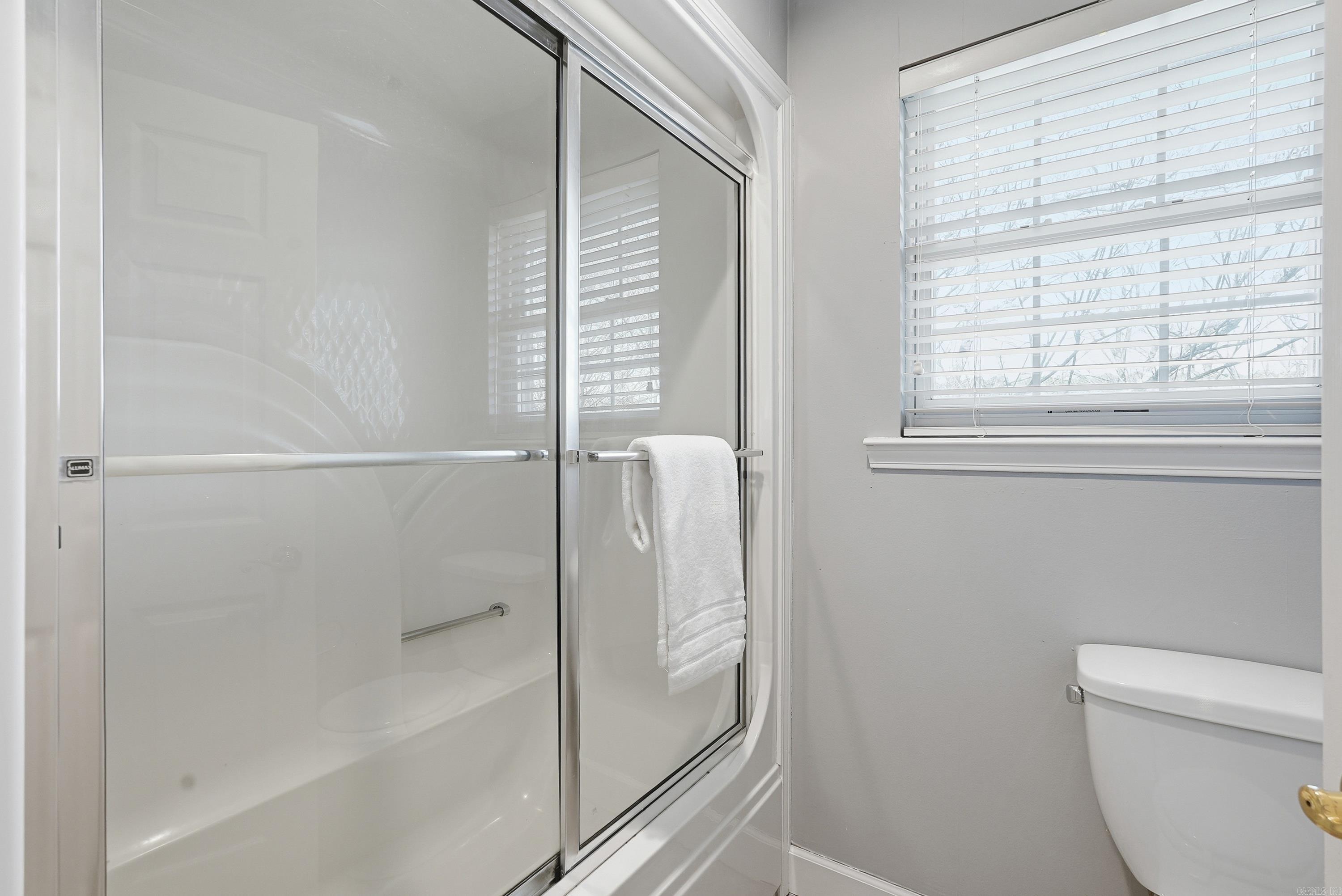 56 Valley Estates Court