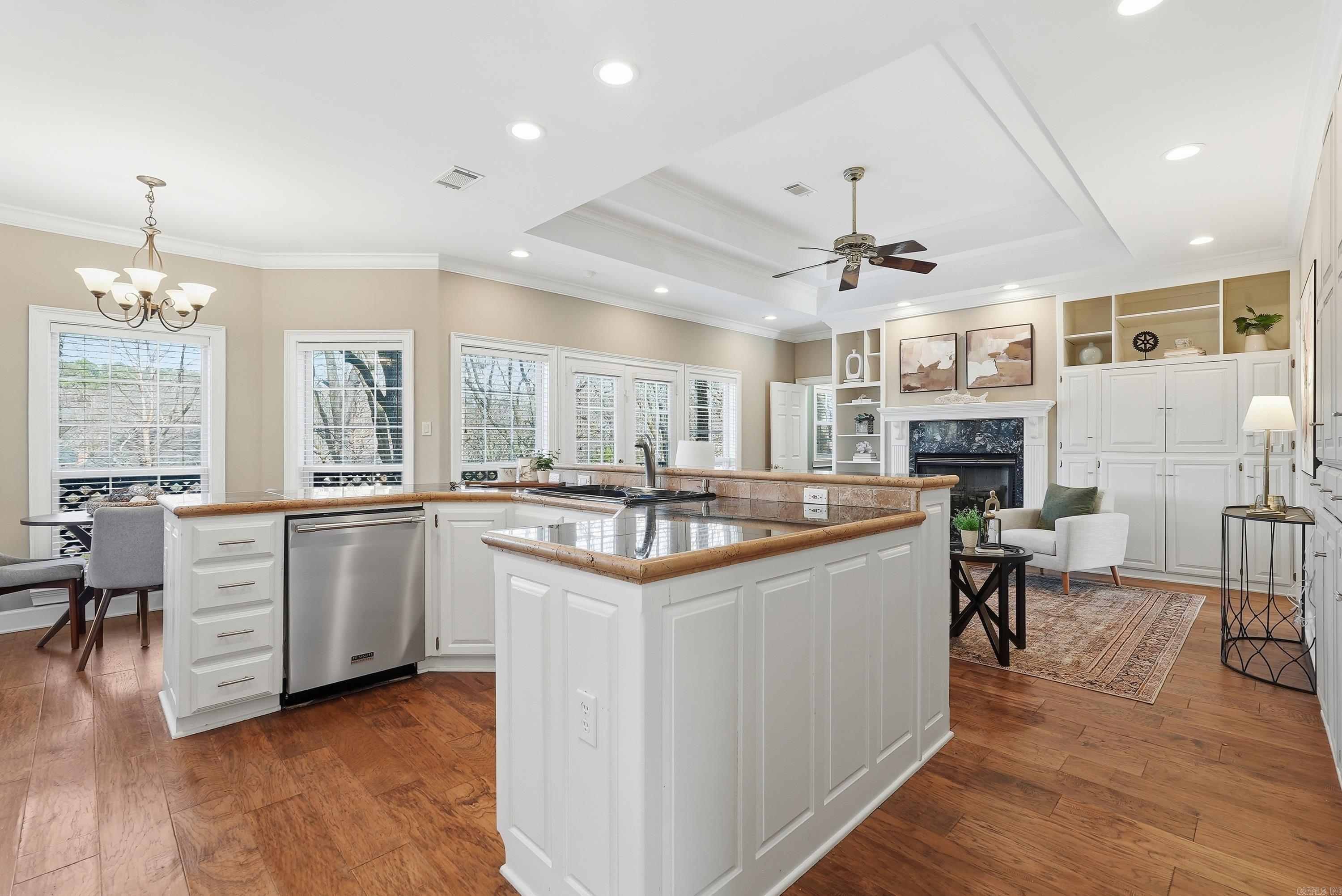 56 Valley Estates Court