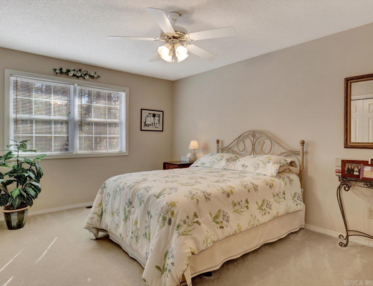 44 Zarpa Way
