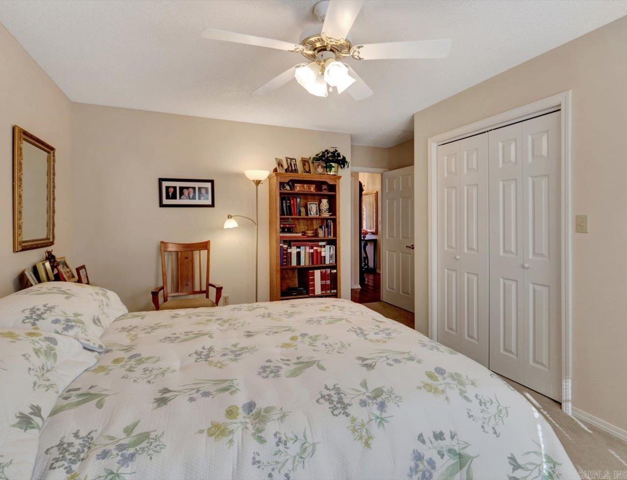 44 Zarpa Way