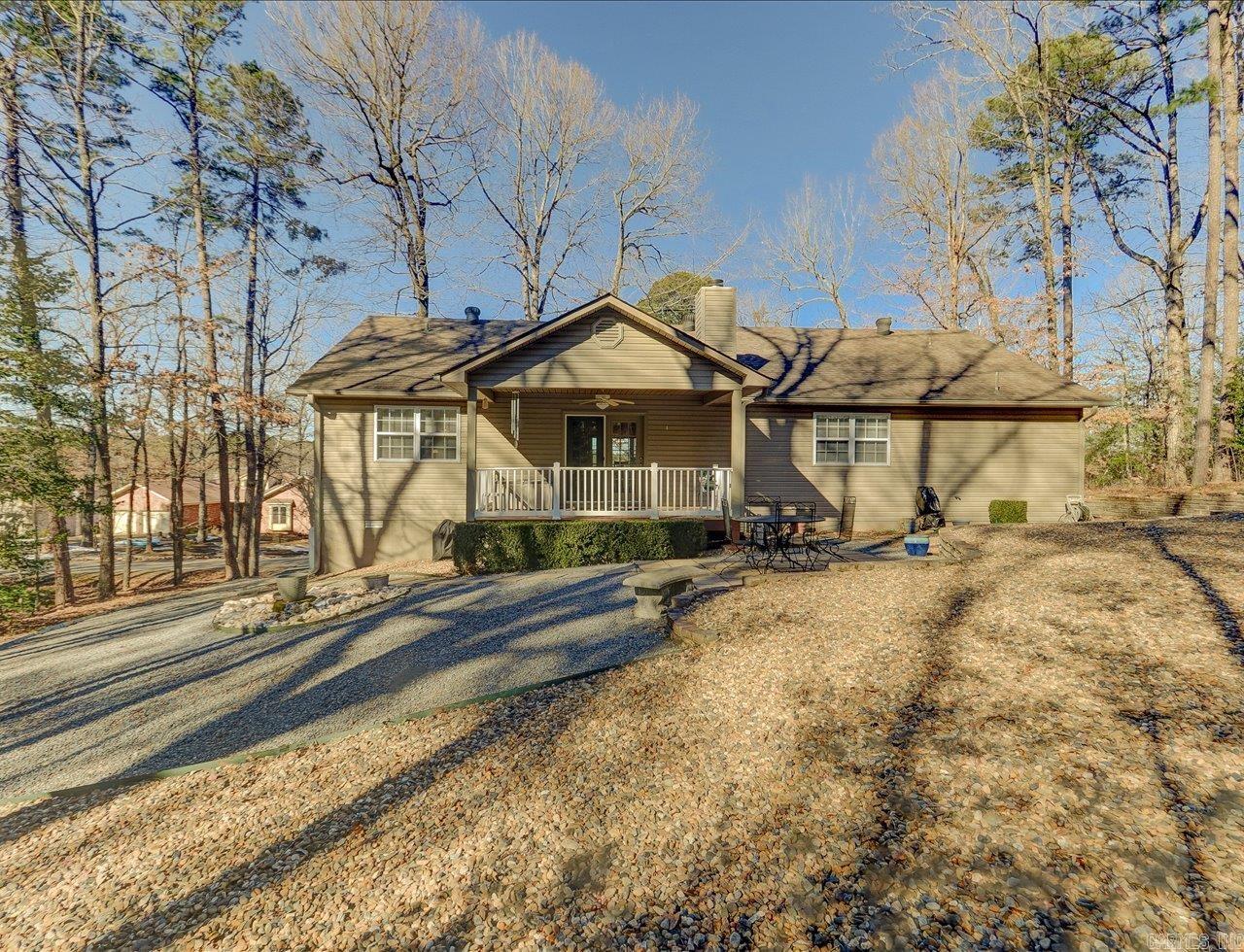 44 Zarpa Way