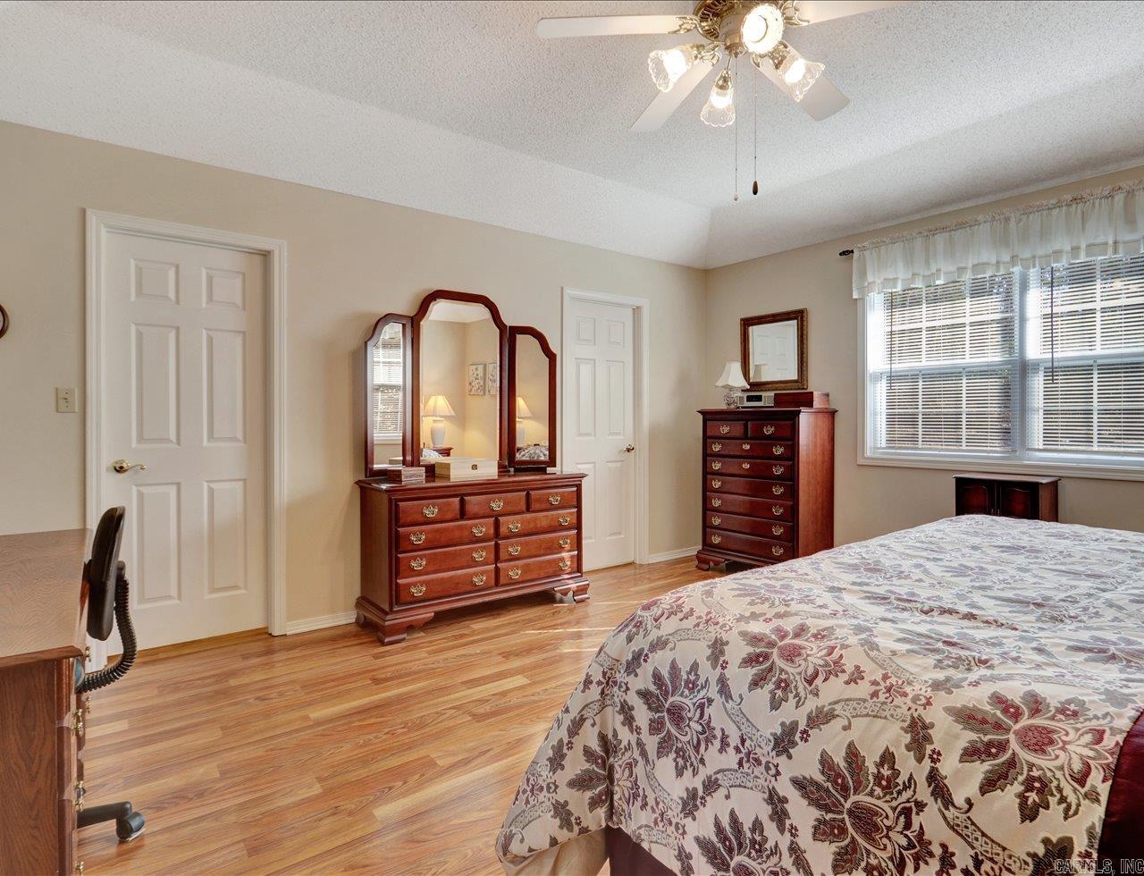 44 Zarpa Way